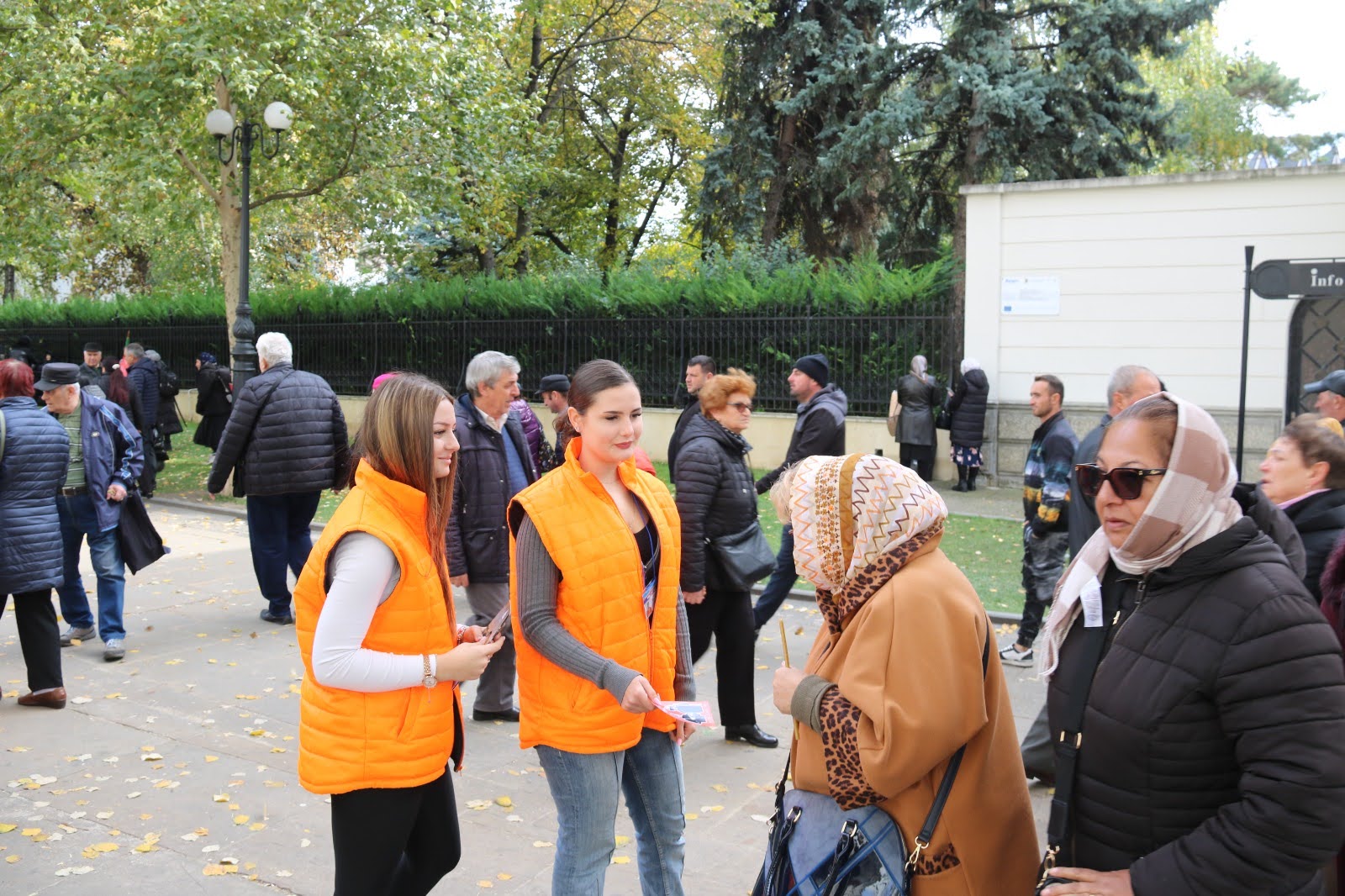 Punctul de informare Pro Vita Iași la Hramul Sfintei Parascheva