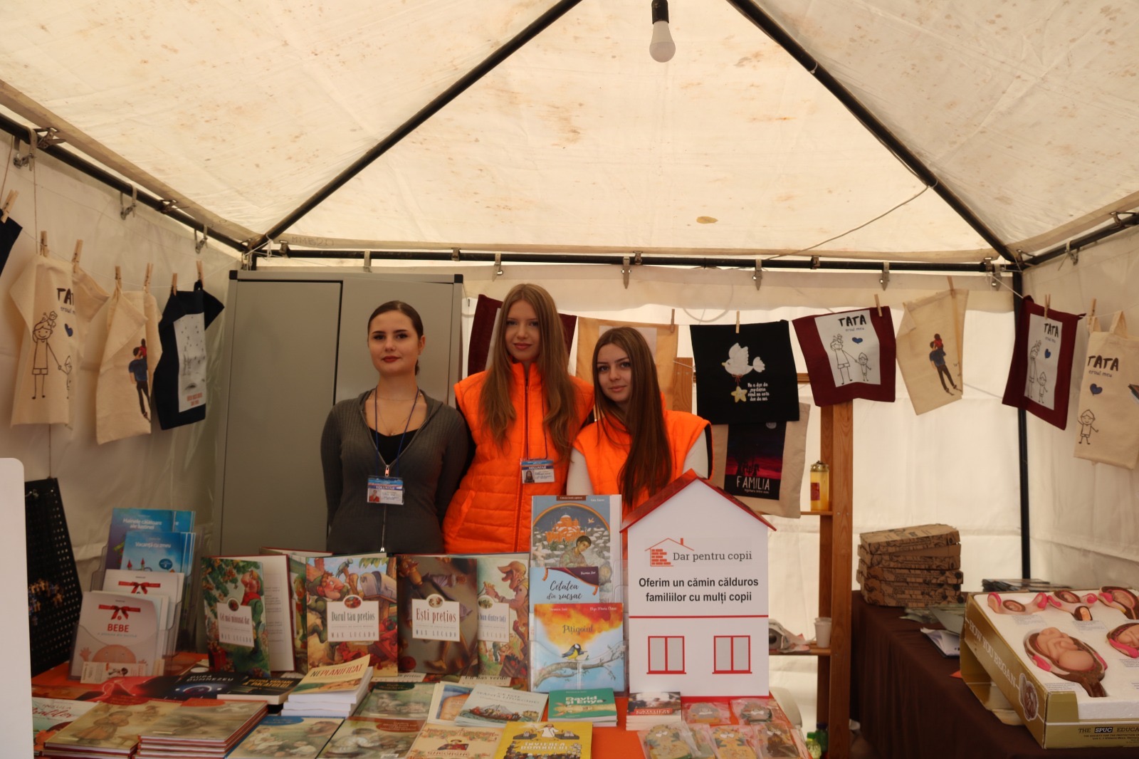 Punctul de informare Pro Vita Iași la Hramul Sfintei Parascheva