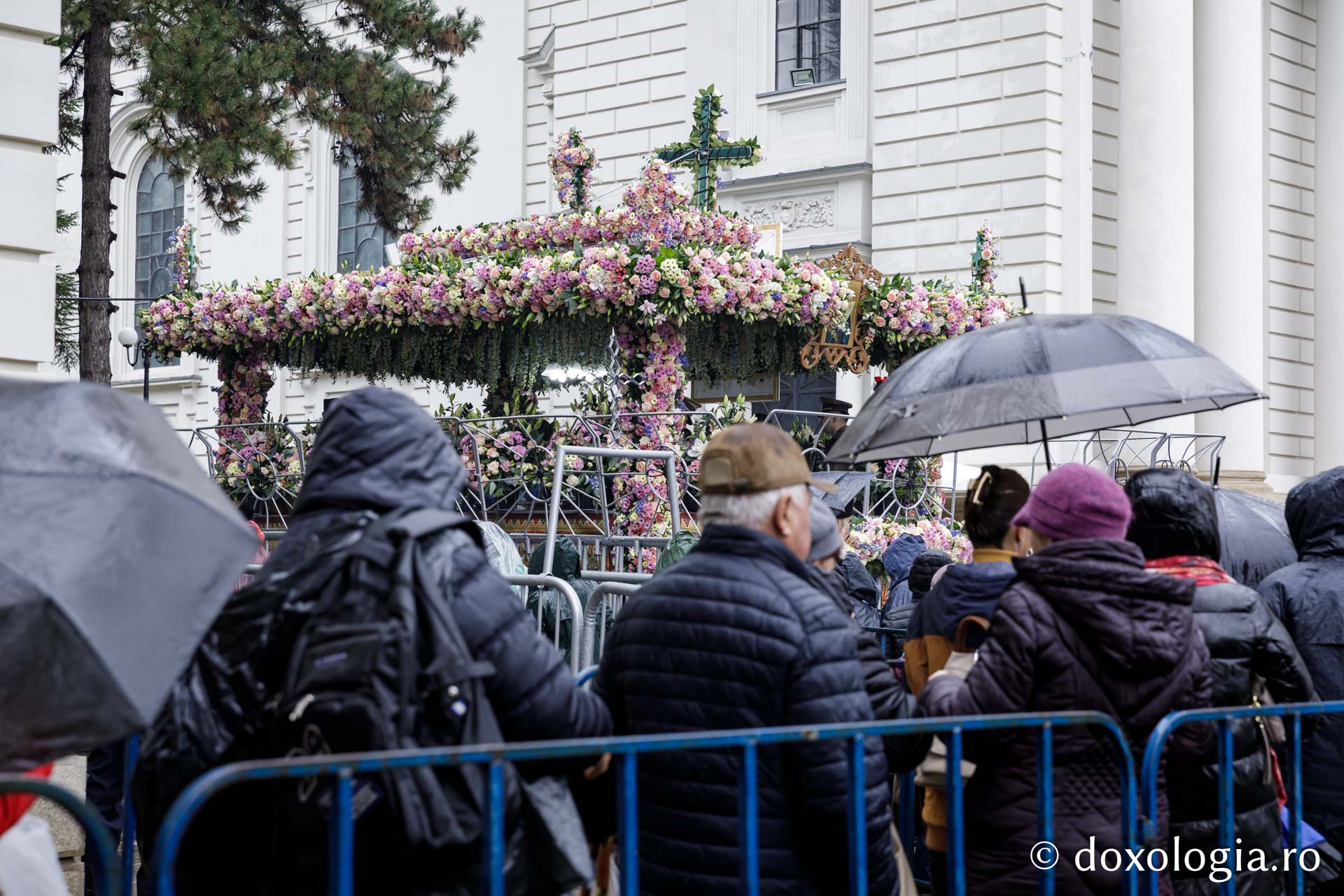 Jurnal de pelerin la Sfânta Cuvioasă Parascheva – Ziua a I-a, 8 octombrie 2025 / foto: Oana Nechifor Jurnal de pelerin la Sfânta Cuvioasă Parascheva 2025