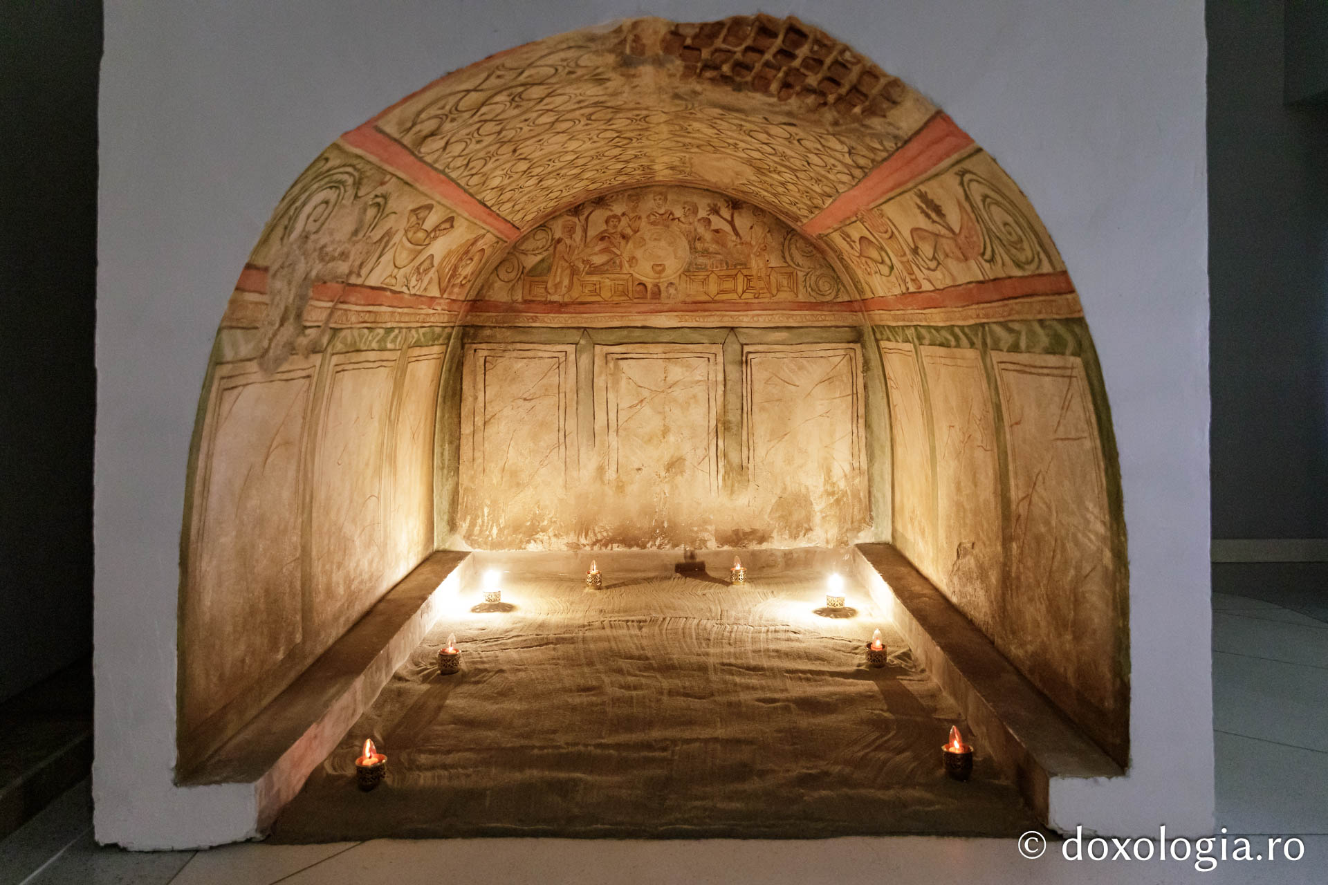 O expoziție unică despre începuturile creștinismului în Dobrogea, deschisă la Palatul Braunstein din Iași
