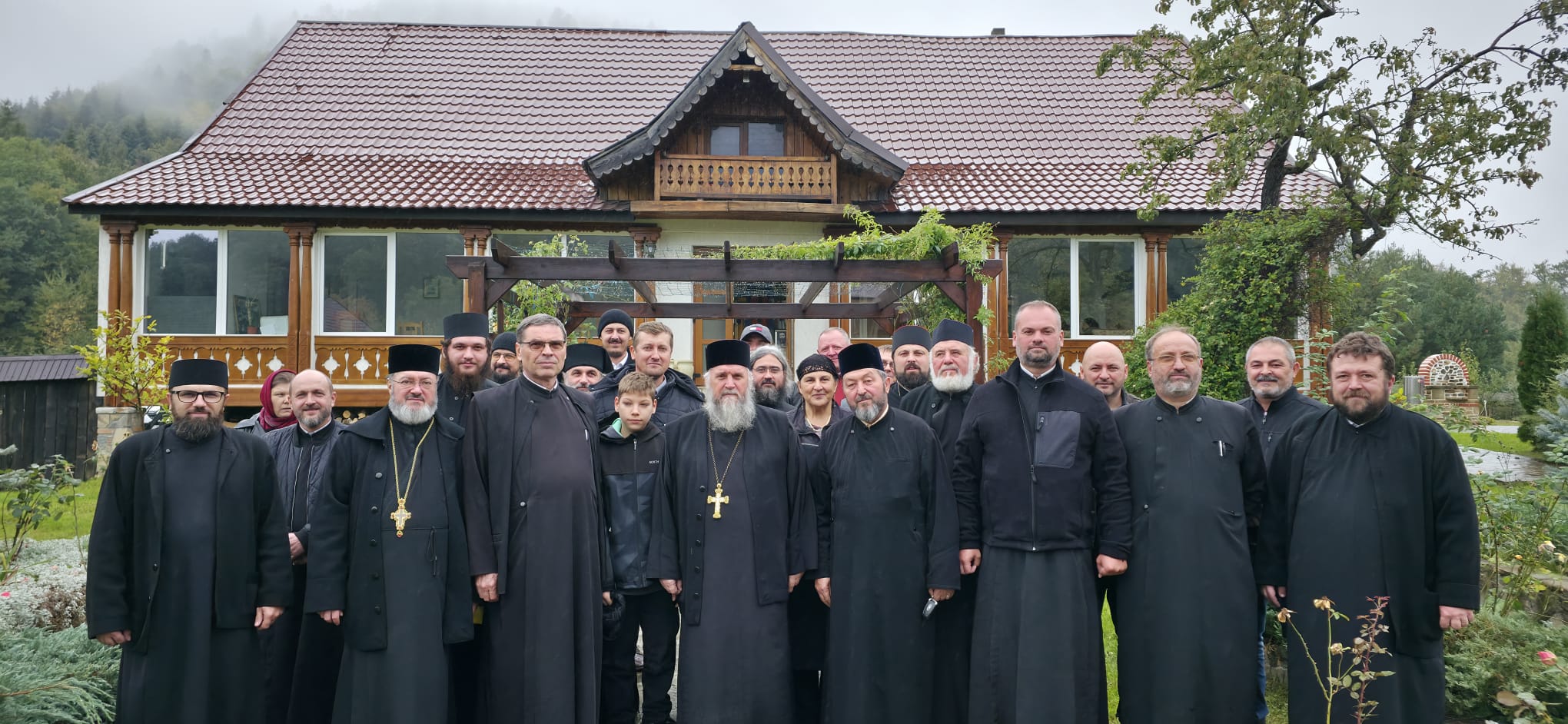 Mănăstirea Pocrov și-a cinstit hramul - Acoperământul Maicii Domnului