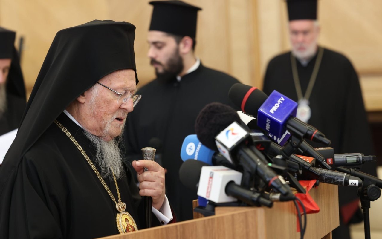Patriarhul ecumenic al Constantinopolului, Bartolomeu I, la București / Foto: basilica.ro Patriarhul Ecumenic Bartolomeu I: „România este plină de sfinți și de tradiții ascetice evlavioase, unice în lumea ortodoxă”