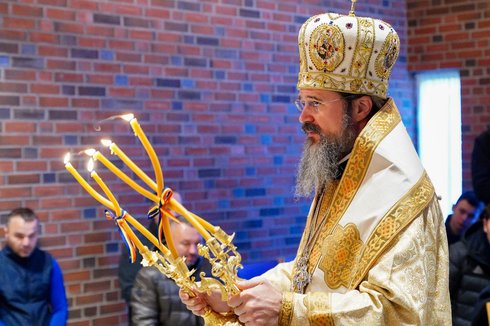 Preasfințitul Părinte Macarie, în slujire la Iași, Kufstein și Oslo