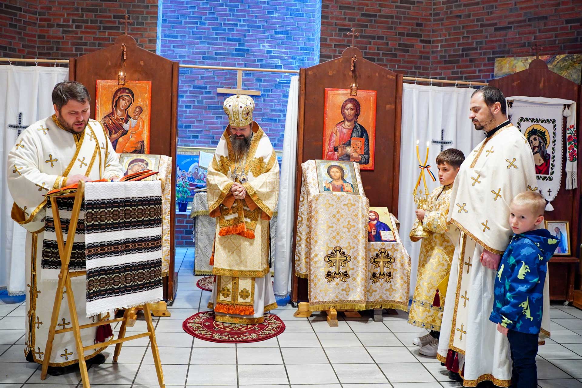 Preasfințitul Părinte Macarie, în slujire la Iași, Kufstein și Oslo