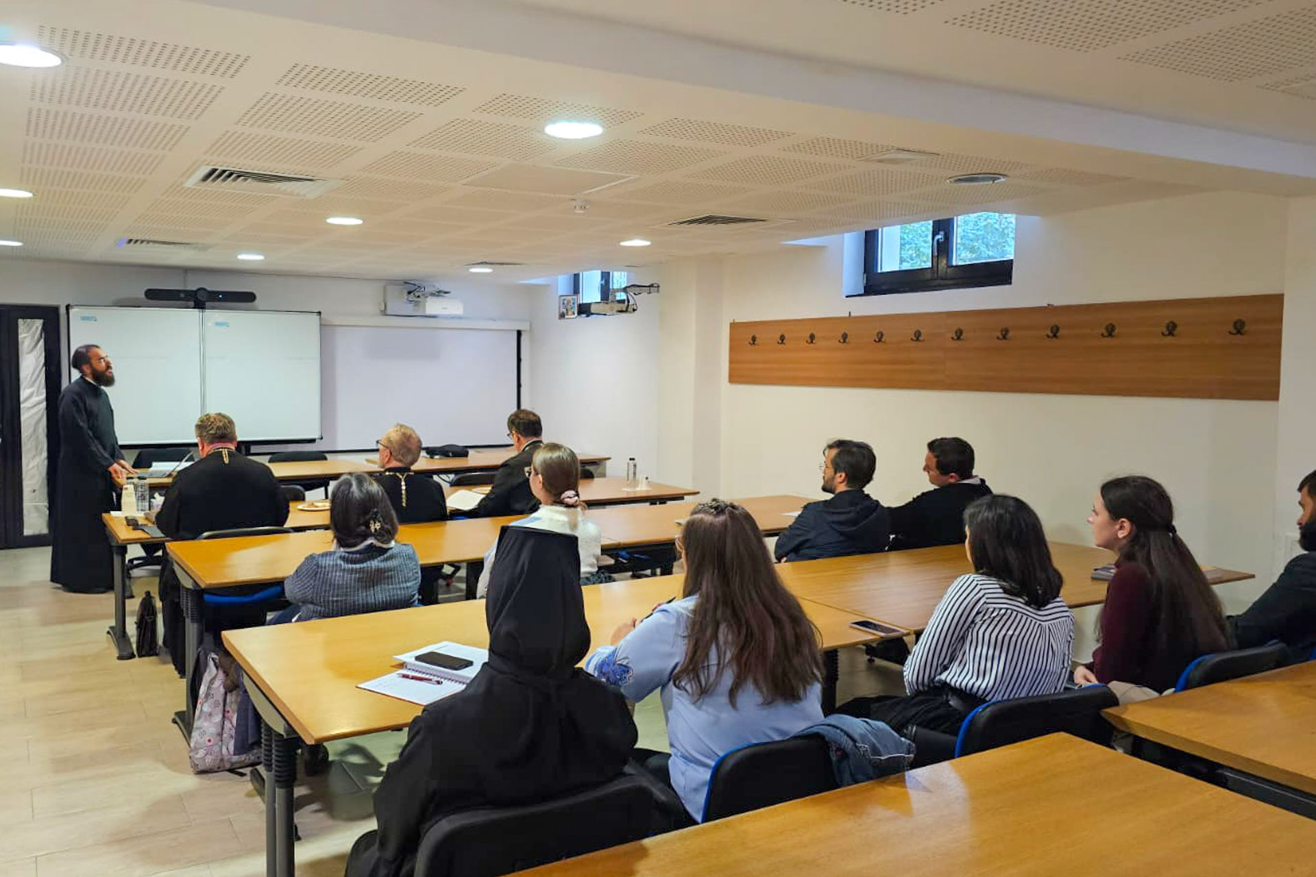 Examen de abilitare în cadrul Școlii Doctorale a Facultății de Teologie „Sfântul Dumitru Stăniloae” din Iași