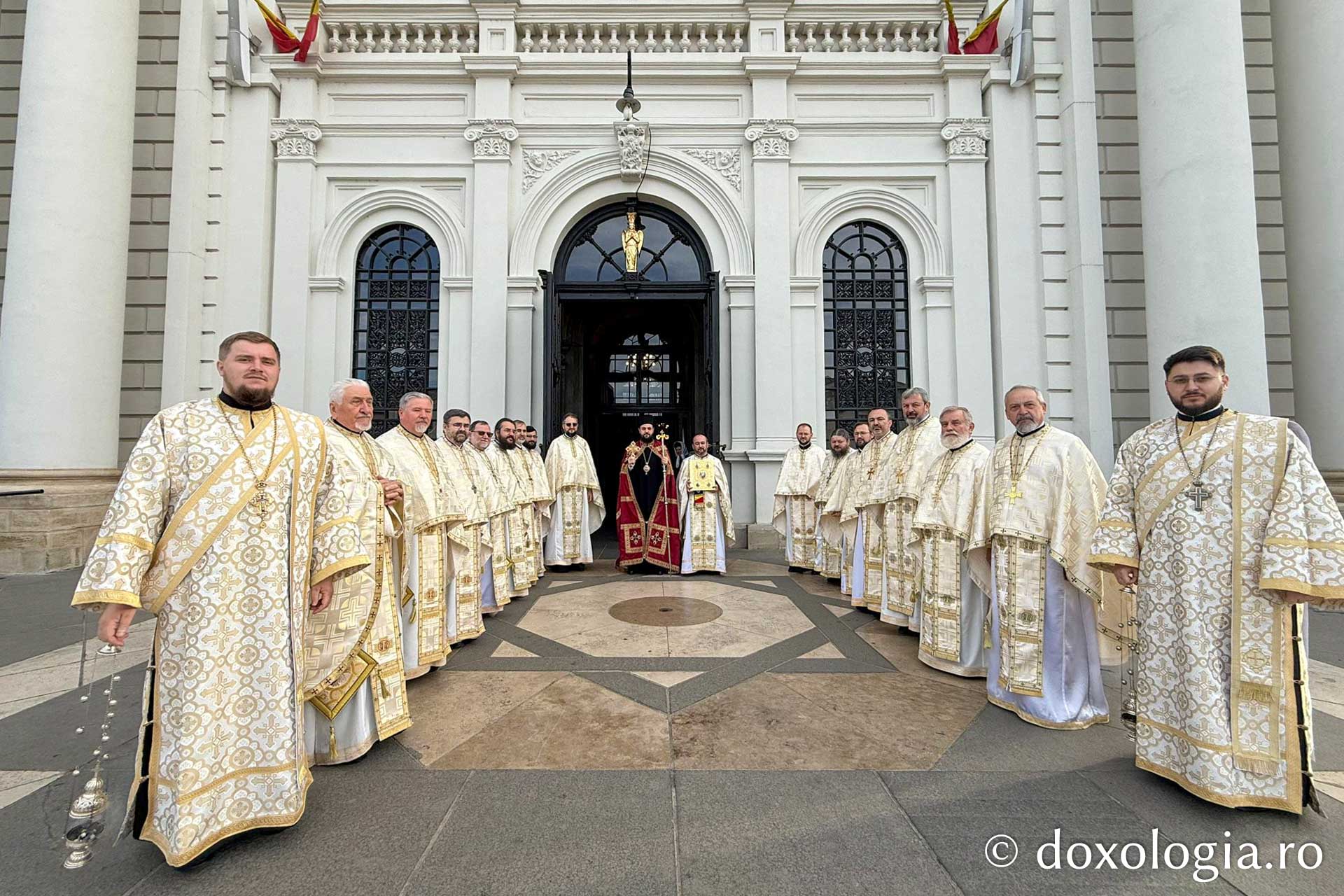 Facultatea de Teologie din Iași – între memorie și viață. Dublă sărbătoare academică și duhovnicească Facultatea de Teologie din Iași – între memorie și viață. Dublă sărbătoare academică și duhovnicească