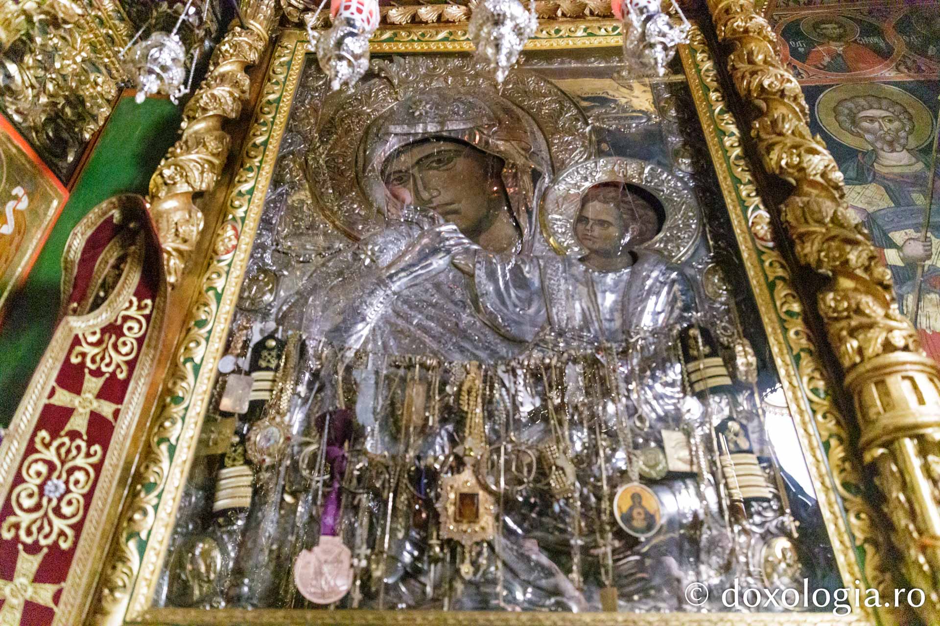 Icoana Maicii Domnului Paramythía (Mângâietoarea)