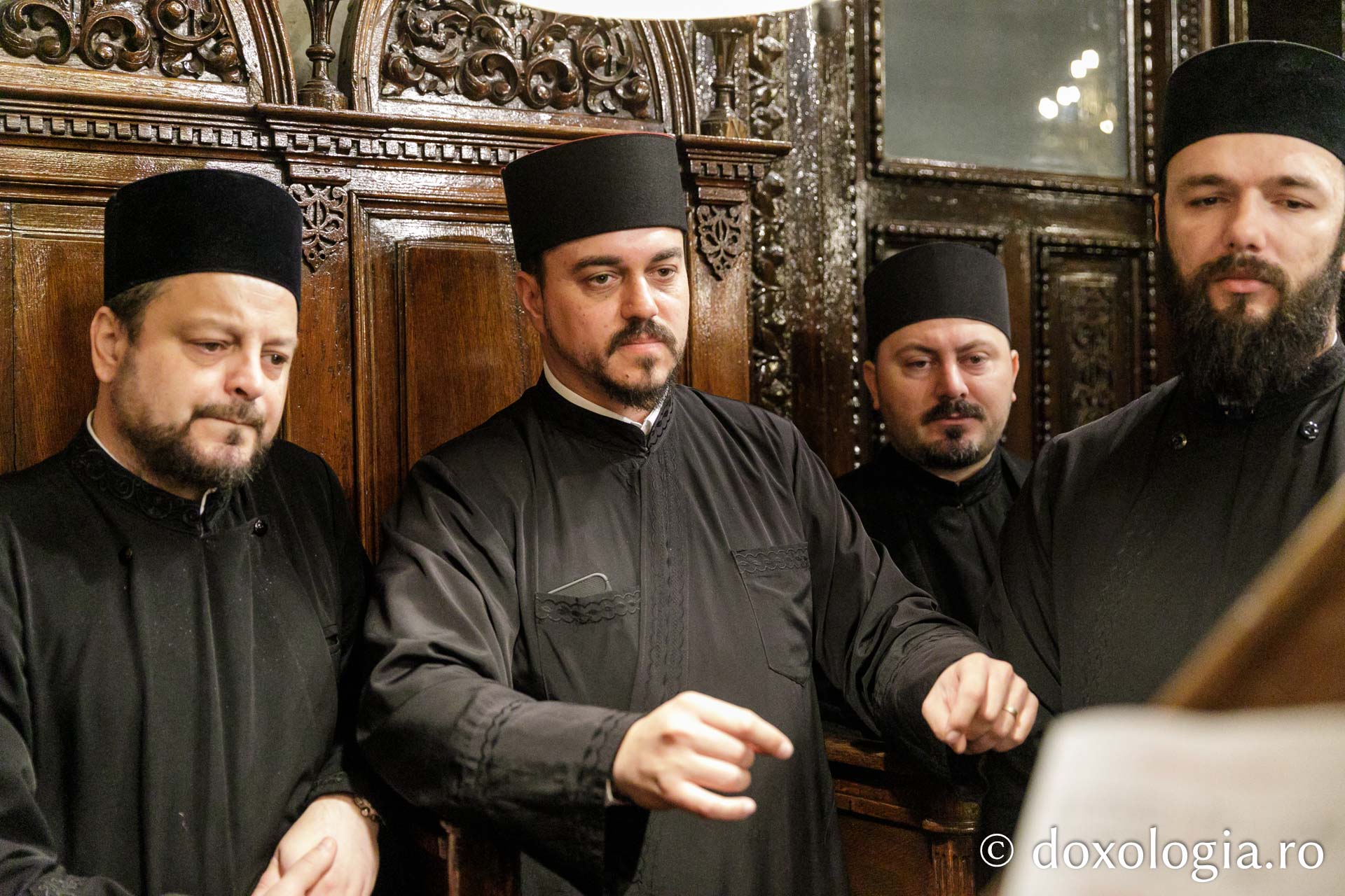 PS Nichifor Botoșăneanul, în ajunul Sfintei Cuvioase Parascheva: „Mulțumire aducem lui Dumnezeu pentru darul sfinților și pentru lucrarea Sa proniatoare în lume”