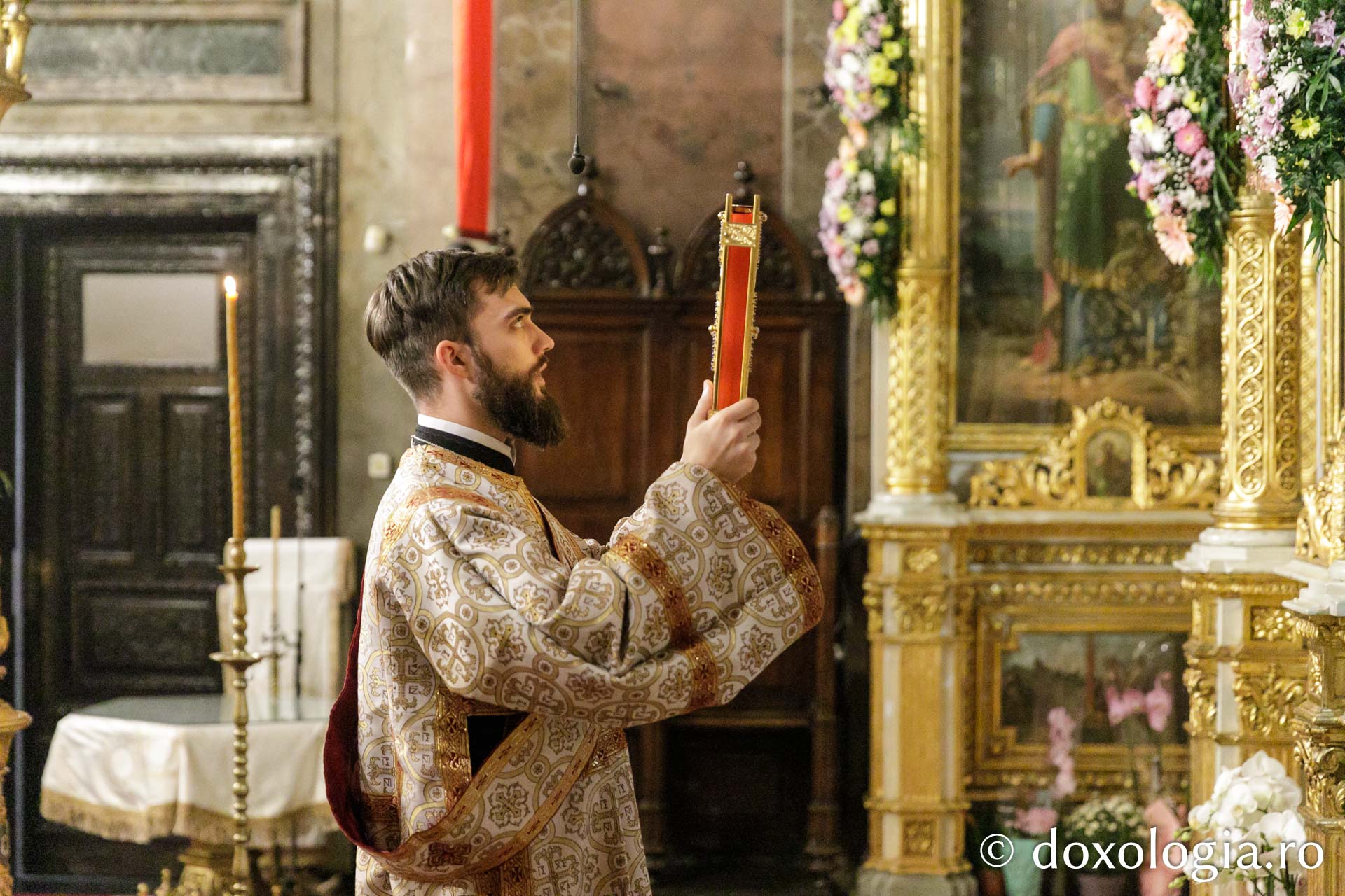 PS Nichifor Botoșăneanul, în ajunul Sfintei Cuvioase Parascheva: „Mulțumire aducem lui Dumnezeu pentru darul sfinților și pentru lucrarea Sa proniatoare în lume”