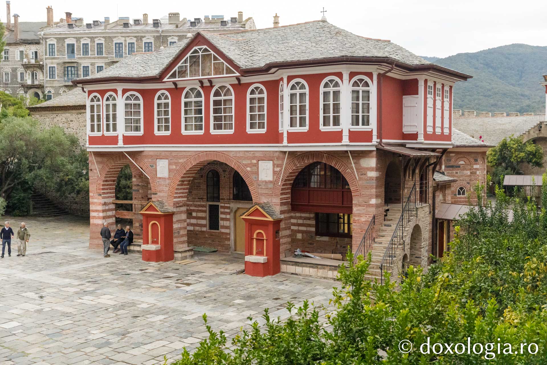 Trapeza Mănăstirii Vatoped