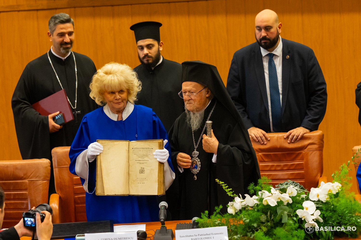 Foto: basilica.ro / Mircea Florescu Sanctitatea Sa Bartolomeu, „Doctor Honoris Causa” al Universității Creștine „Dimitrie Cantemir”