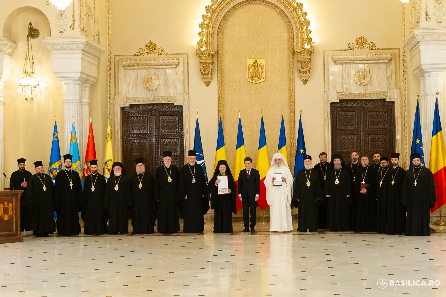 Patriarhul Ecumenic Bartolomeu I și Patriarhia Română, distinși de Președintele României / Foto: Basilica.ro - Mircea Florescu Patriarhul Ecumenic Bartolomeu I și Patriarhia Română, distinși de Președintele României