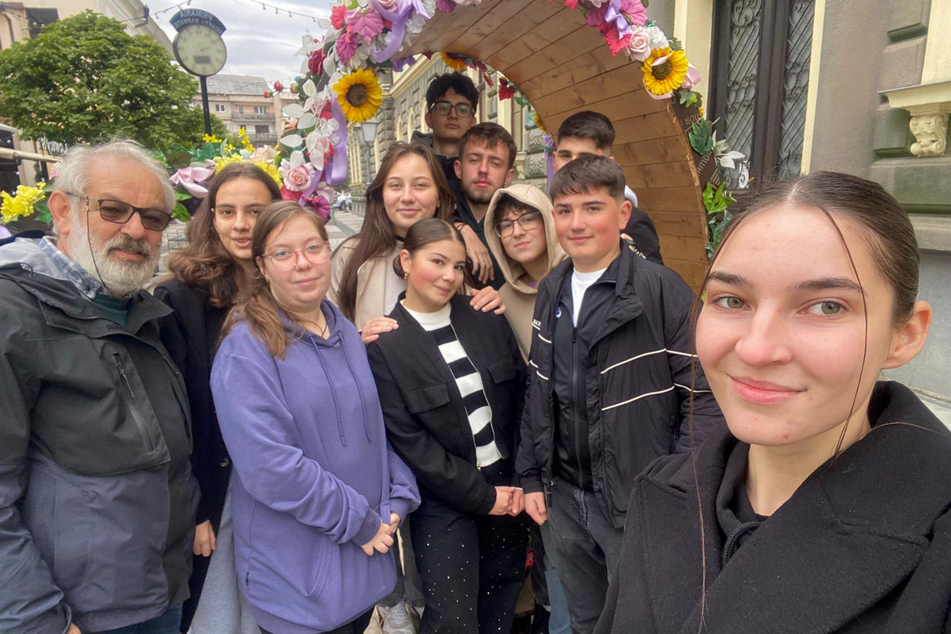 Pelerinaj al elevilor Seminarului Teologic de la Neamț, în Maramureș