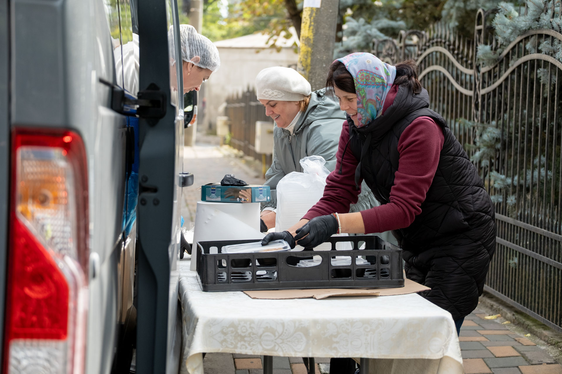 Peste 300.000 de pelerini la Iași și o mare de fapte bune: bilanțul milosteniei la Hramul Sfintei Cuvioase Parascheva 2025 Peste 300.000 de pelerini la Iași și o mare de fapte bune: bilanțul milosteniei la Hramul Sfintei Cuvioase Parascheva 2025