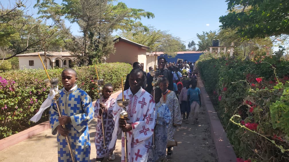 Hram la biserica mică a Centrului Misionar din Kidamali