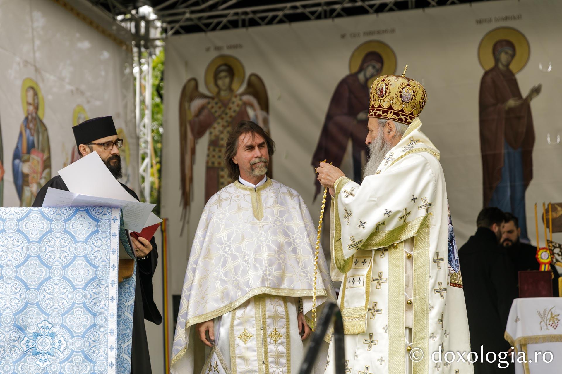 Biserica „Sfânta Vineri” din Iași, sfințită de doi ierarhi