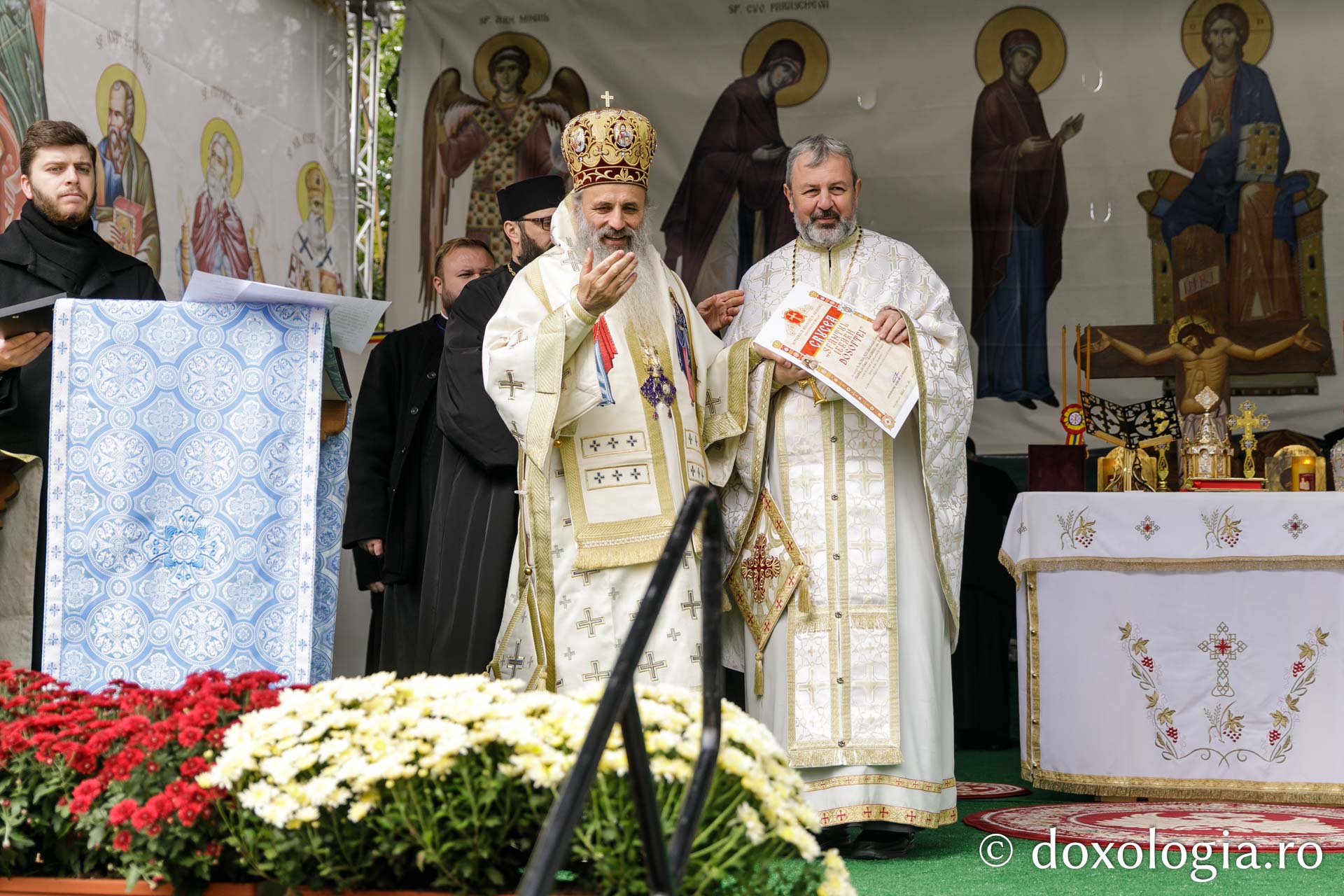 Biserica „Sfânta Vineri” din Iași, sfințită de doi ierarhi