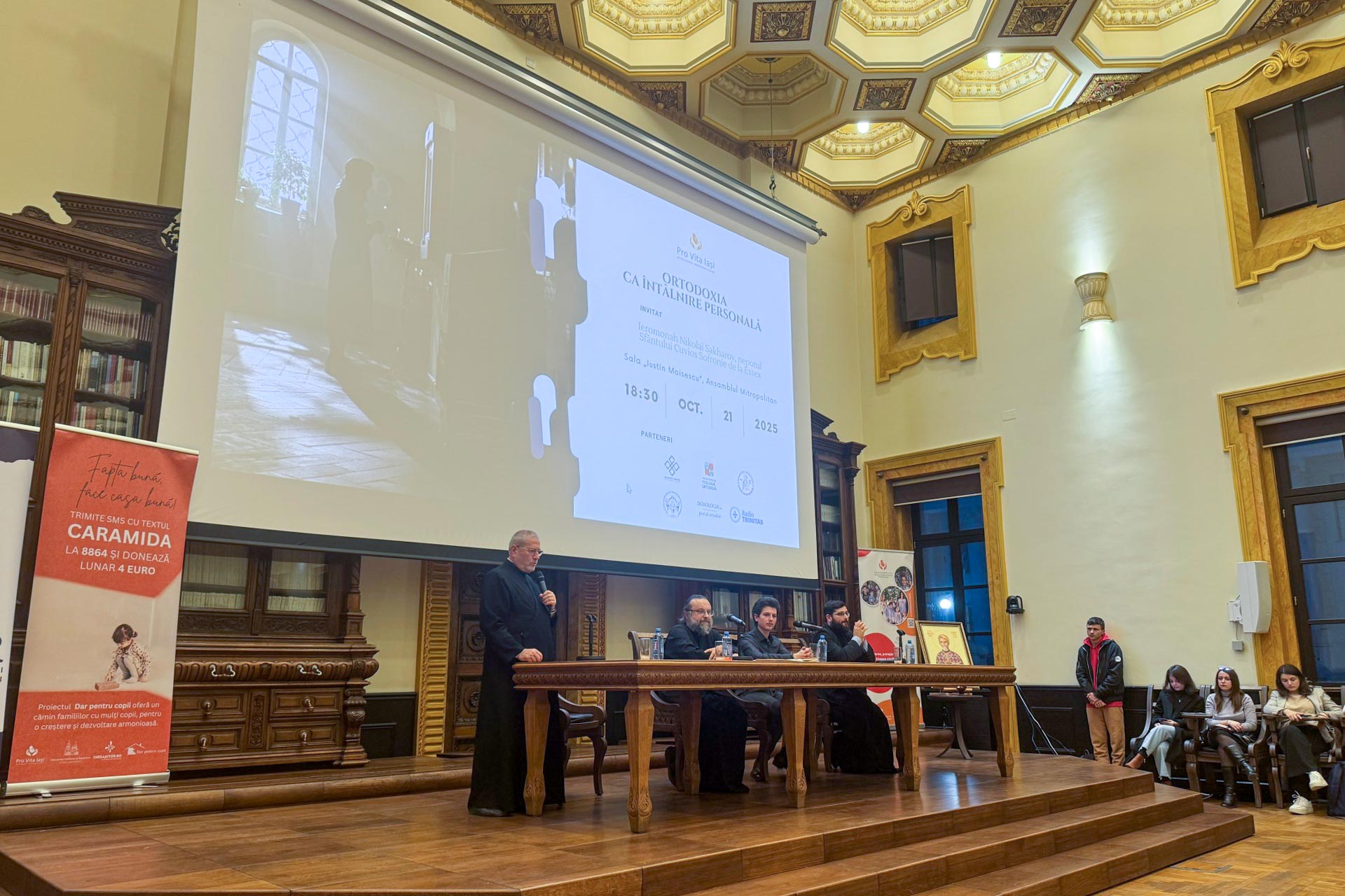 Zile de dialog și întărire duhovnicească la Iași, alături de Pr. Ierom. Nikolai Sakharov, nepotul Sfântului Sofronie de la Essex Zile de dialog și întărire duhovnicească la Iași, alături de Pr. Ierom. Nikolai Sakharov, nepotul Sfântului Sofronie de la Essex