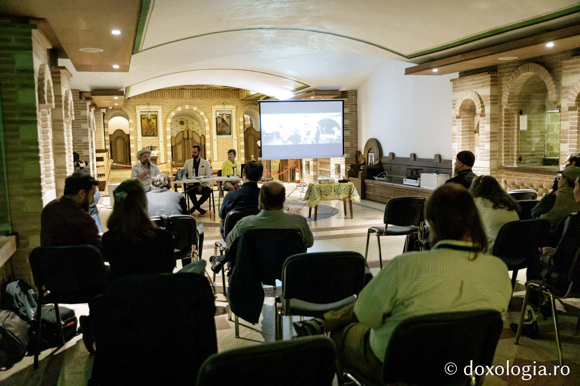 Cineaști în dialog. Provocări și soluții - Eveniment dedicat profesioniștilor din domeniul cinematografiei