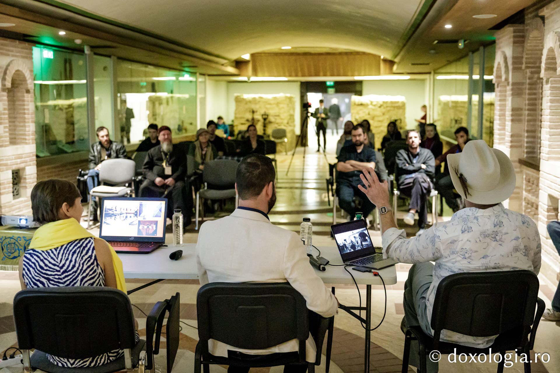 Cineaști în dialog. Provocări și soluții - Eveniment dedicat profesioniștilor din domeniul cinematografiei