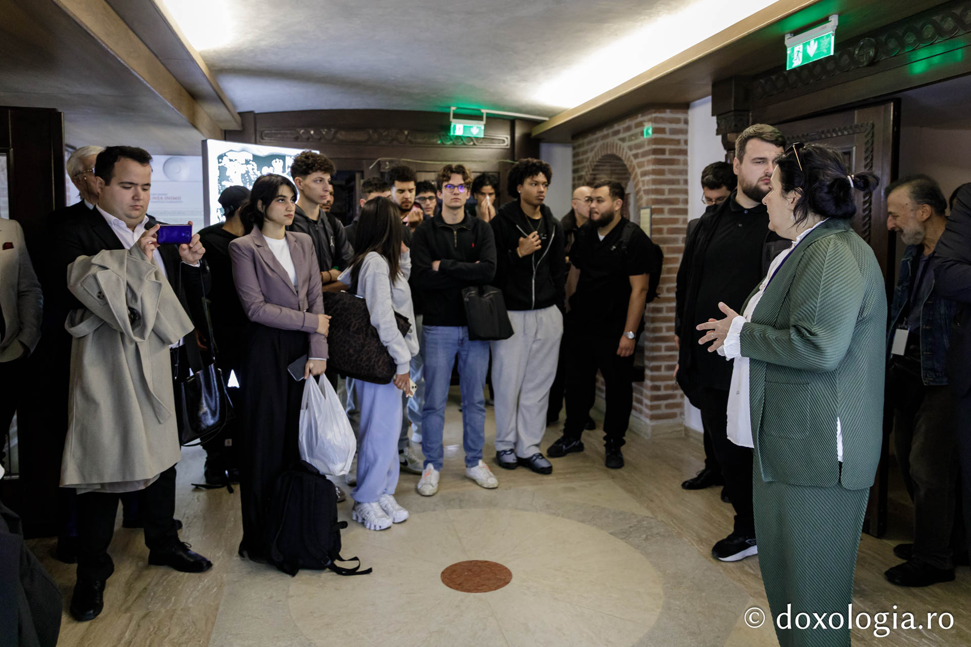 Expoziție de fotografii la Festivalul Quo Vadis 2025: Reîncadrând spațiul. Filmul ca istorie