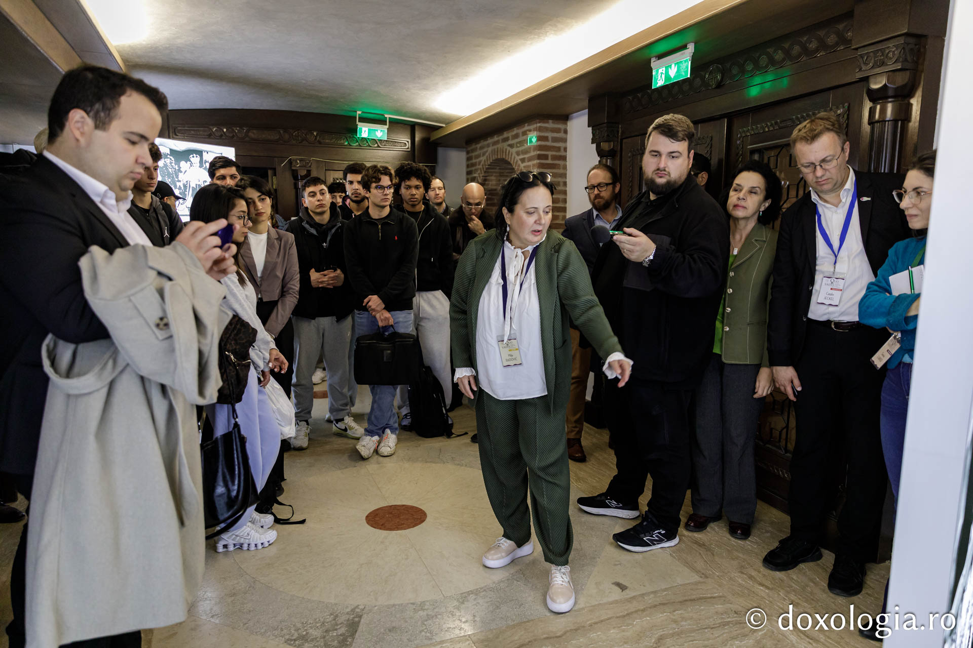 Expoziție de fotografii la Festivalul Quo Vadis 2025: Reîncadrând spațiul. Filmul ca istorie