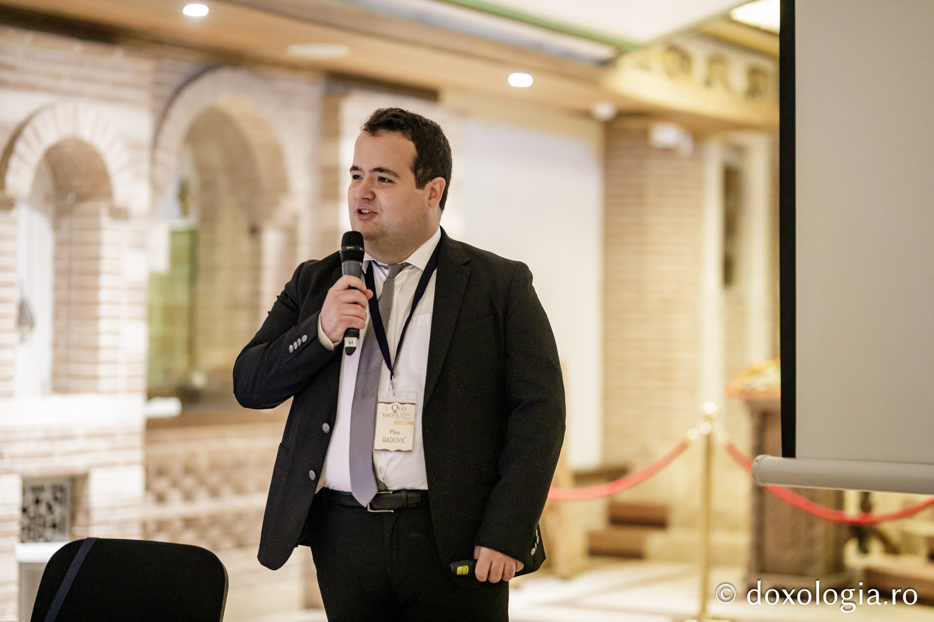 Conferința „Elemente de expresie creștină prezente în filme neașteptate”