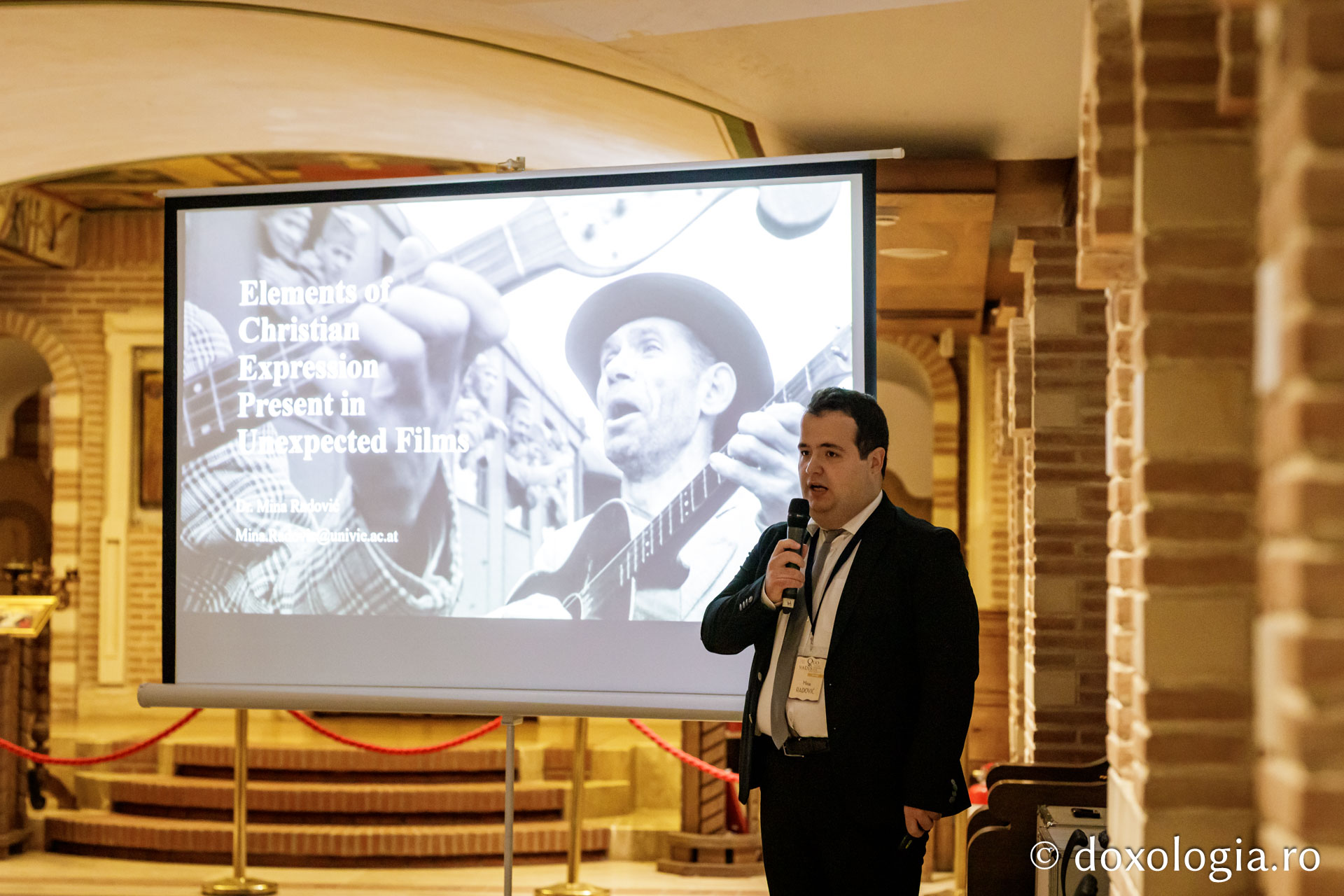 Conferința „Elemente de expresie creștină prezente în filme neașteptate”