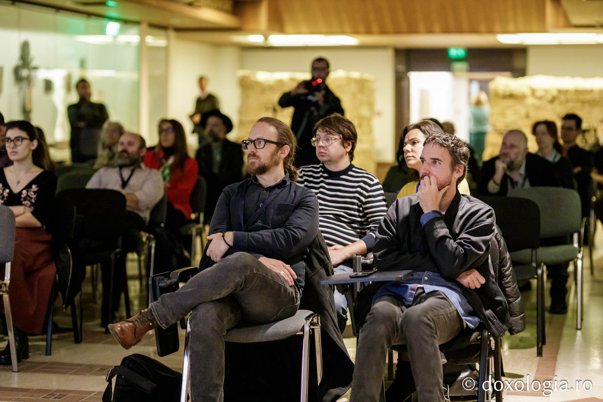 Conferința „Elemente de expresie creștină prezente în filme neașteptate”