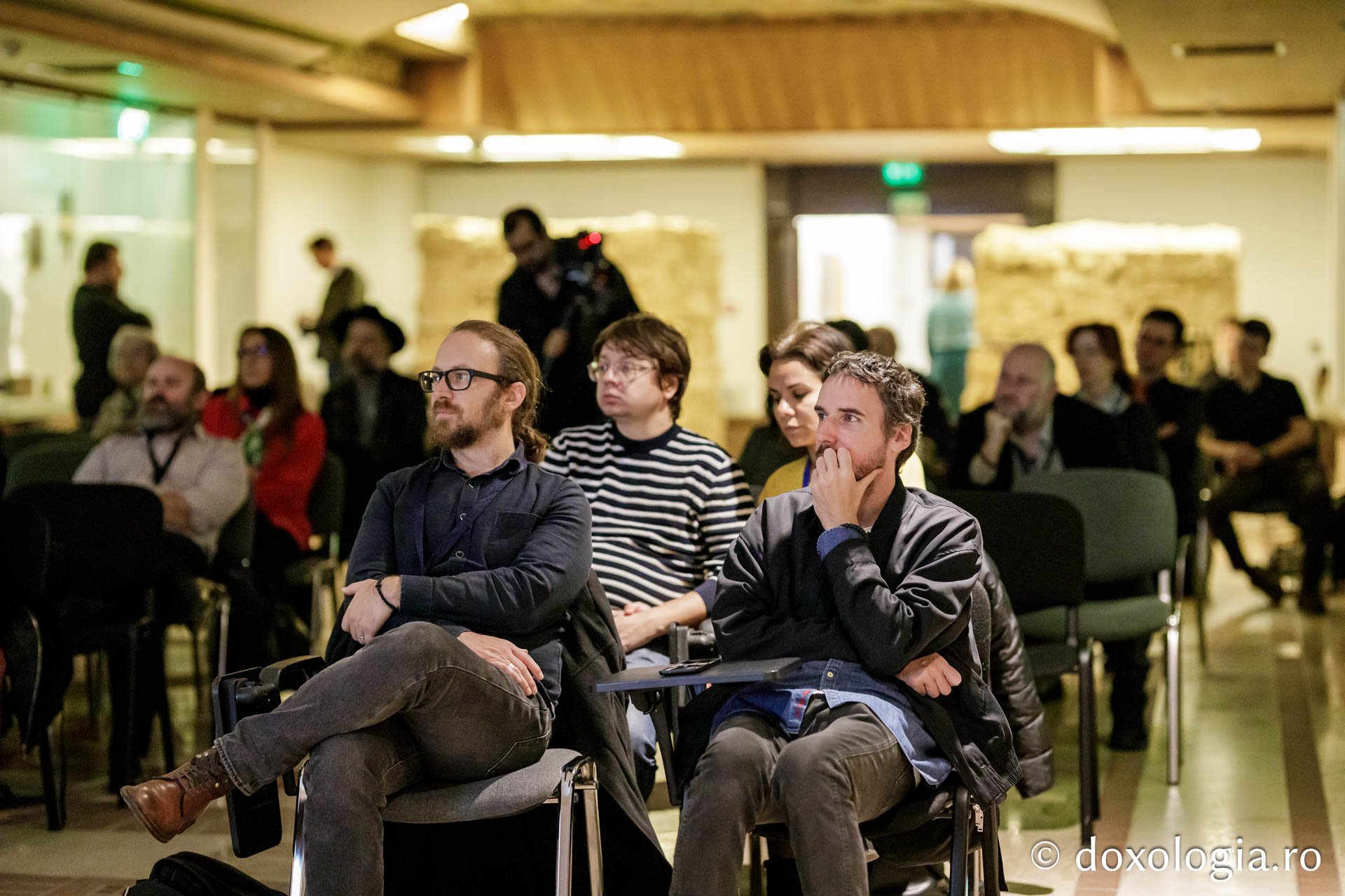 Conferința „Elemente de expresie creștină prezente în filme neașteptate”