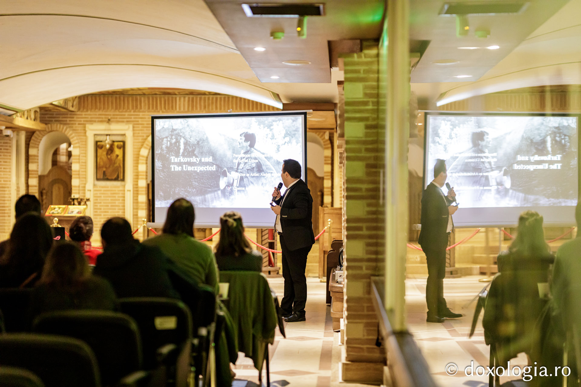 Conferința „Elemente de expresie creștină prezente în filme neașteptate”