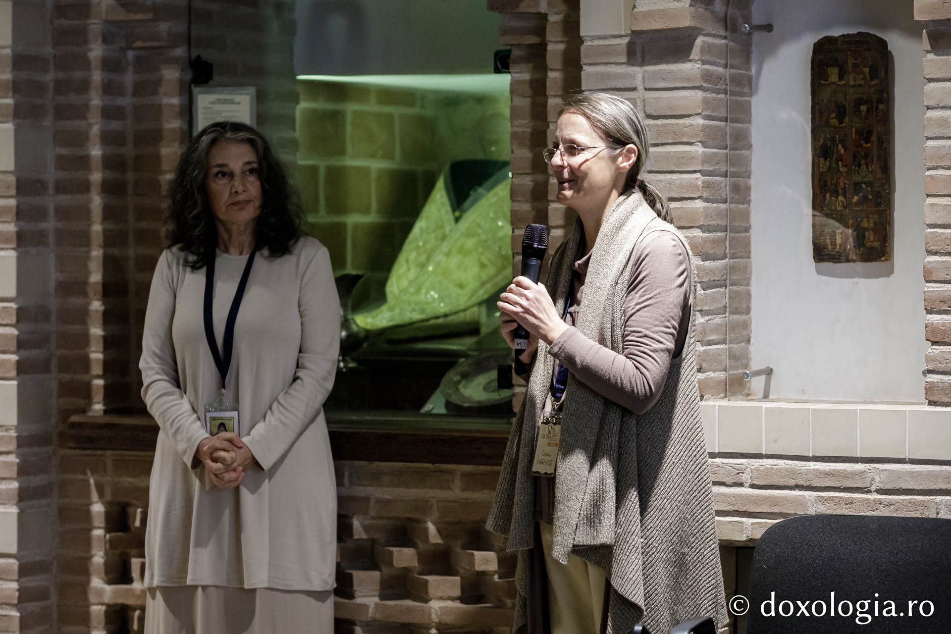 Proiecția filmelor „În căutarea Cernăuțiului lui Ciprian” și „Părintele Iraclie Porumbescu”