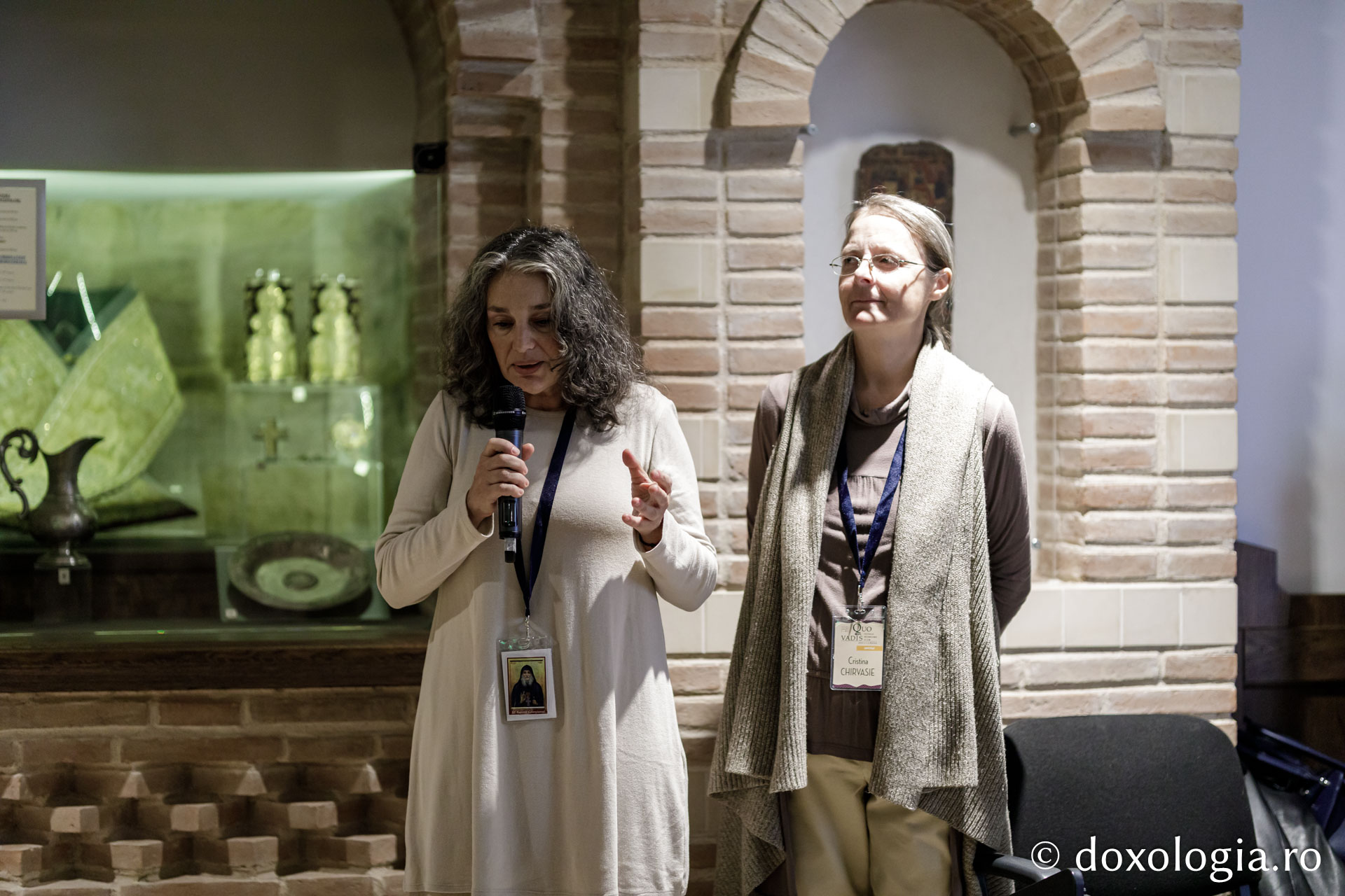 Proiecția filmelor „În căutarea Cernăuțiului lui Ciprian” și „Părintele Iraclie Porumbescu”