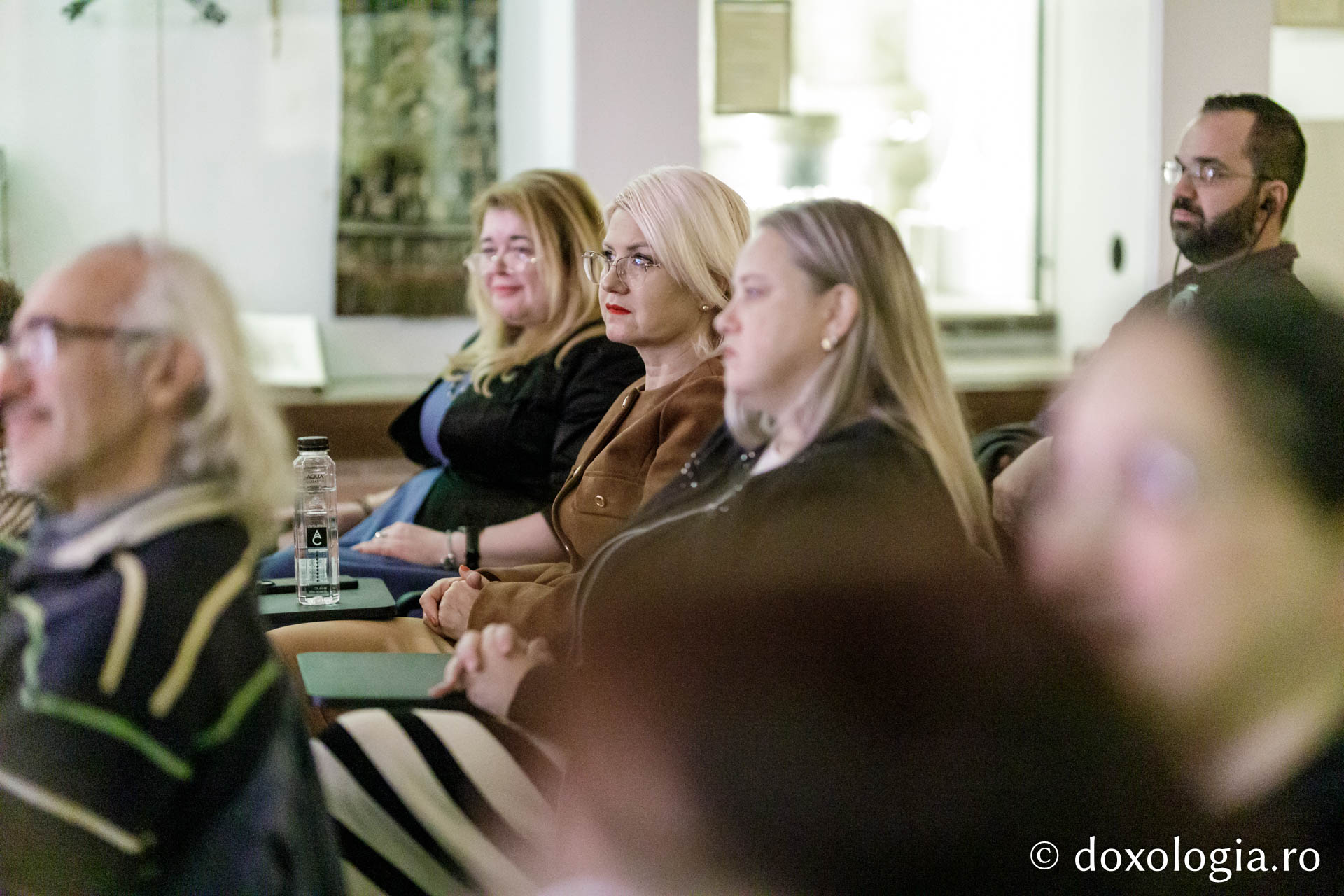 Proiecția filmelor „În căutarea Cernăuțiului lui Ciprian” și „Părintele Iraclie Porumbescu”Proiecția filmelor „În căutarea Cernăuțiului lui Ciprian” și „Părintele Iraclie Porumbescu”