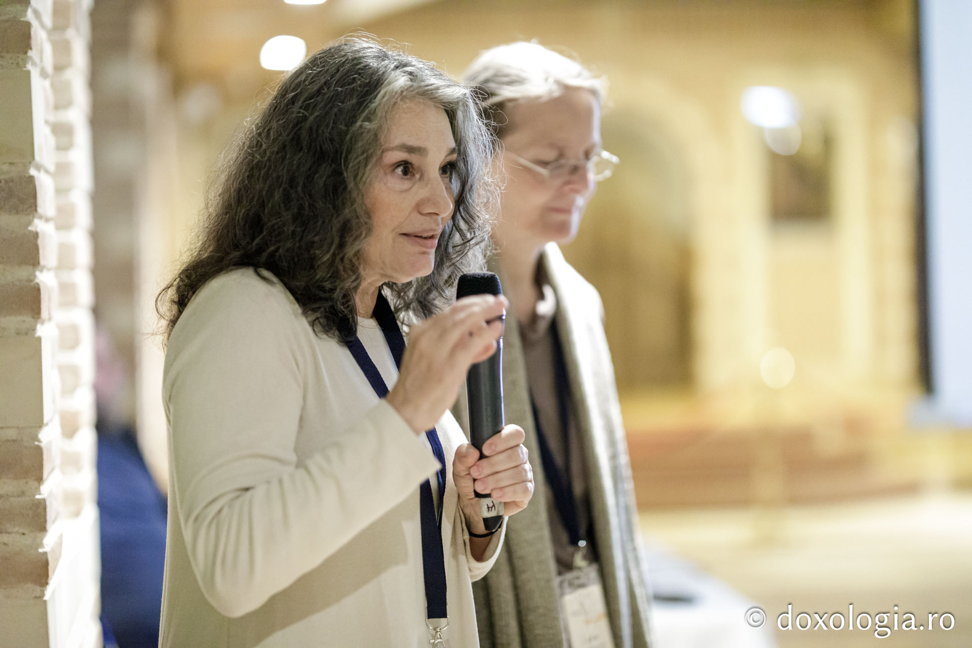 Proiecția filmelor „În căutarea Cernăuțiului lui Ciprian” și „Părintele Iraclie Porumbescu”