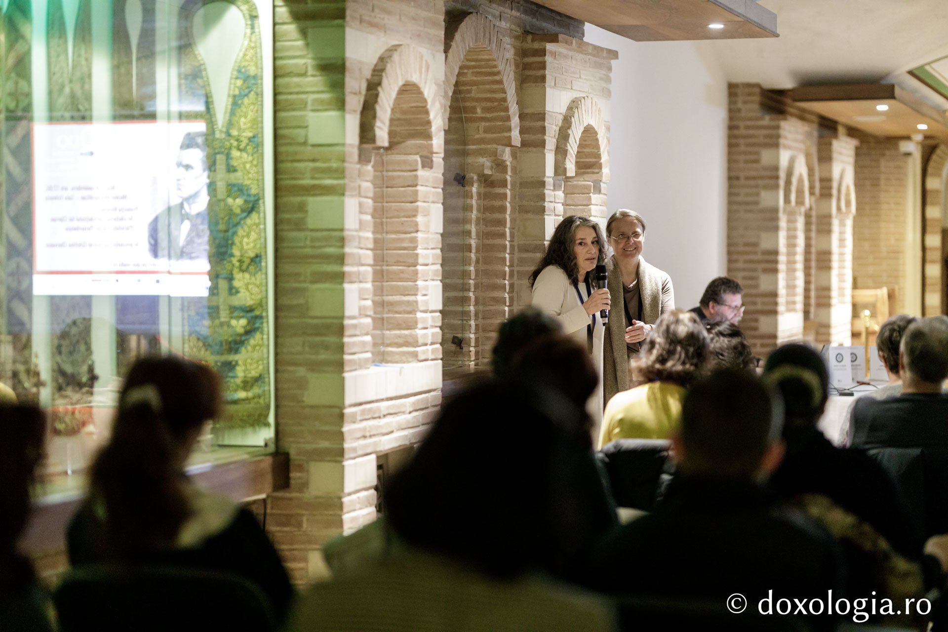 Proiecția filmelor „În căutarea Cernăuțiului lui Ciprian” și „Părintele Iraclie Porumbescu”