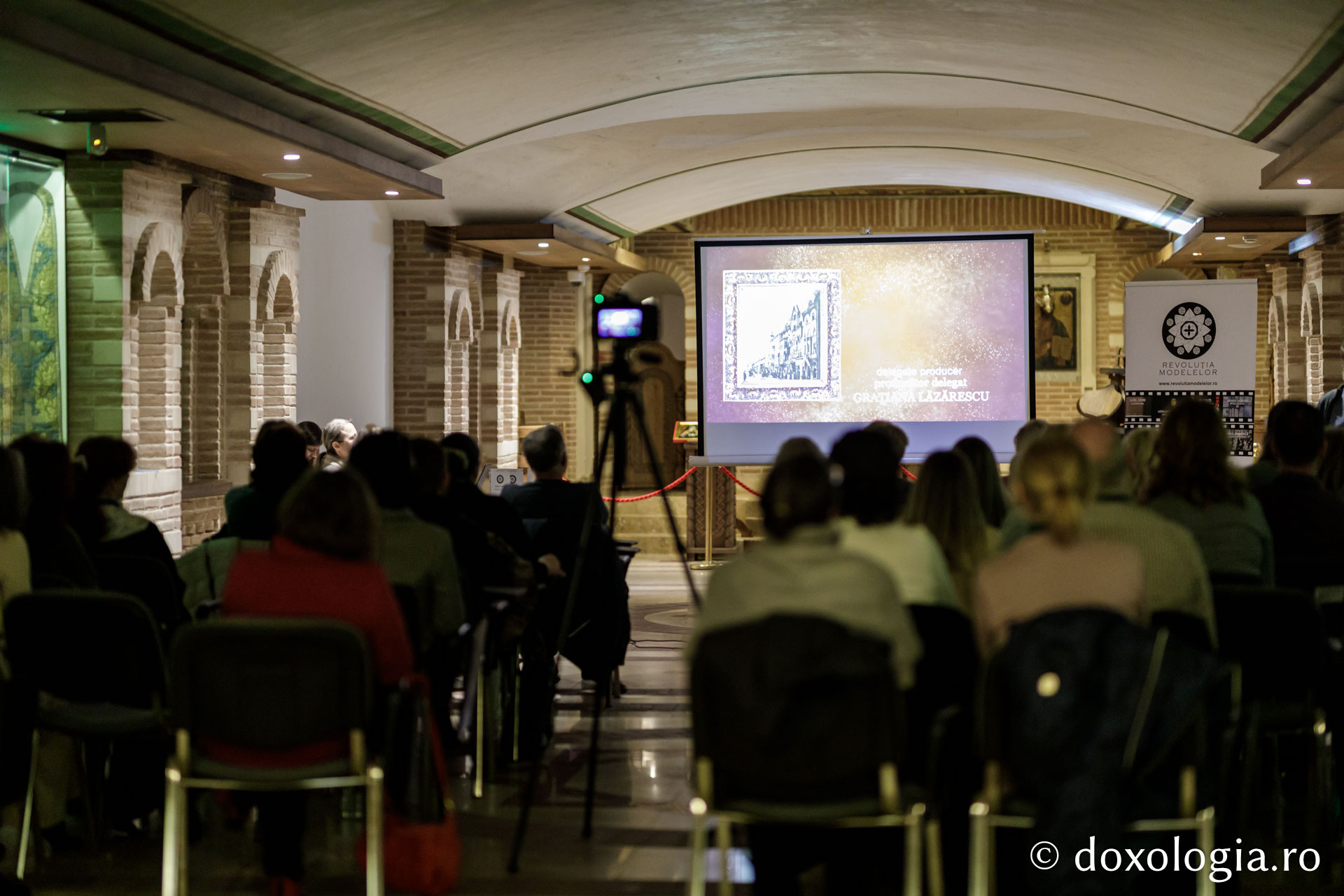 Proiecția filmelor „În căutarea Cernăuțiului lui Ciprian” și „Părintele Iraclie Porumbescu”