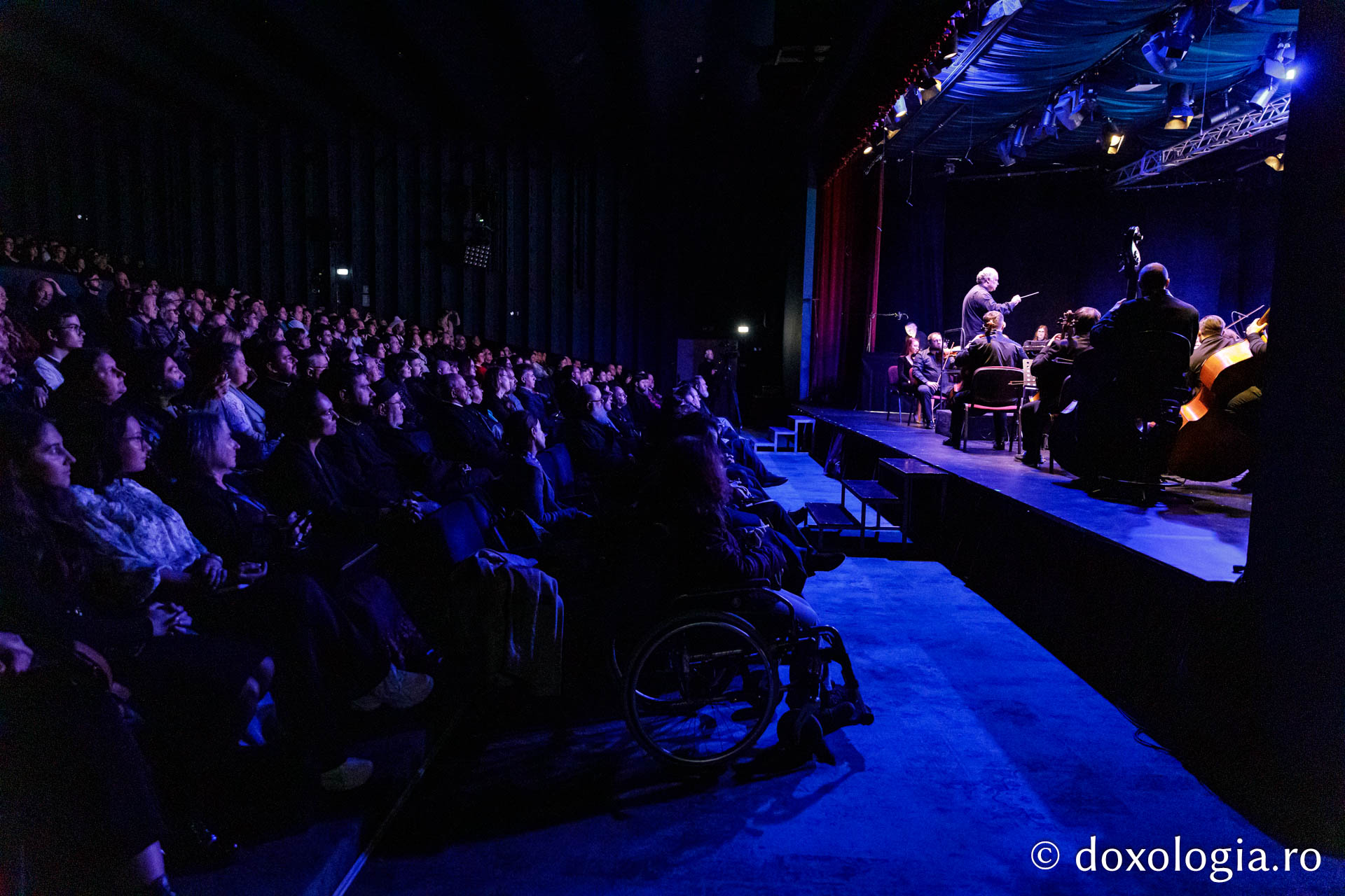 Concertul vocal-simfonic și animație în nisip – „Poveste despre noi”