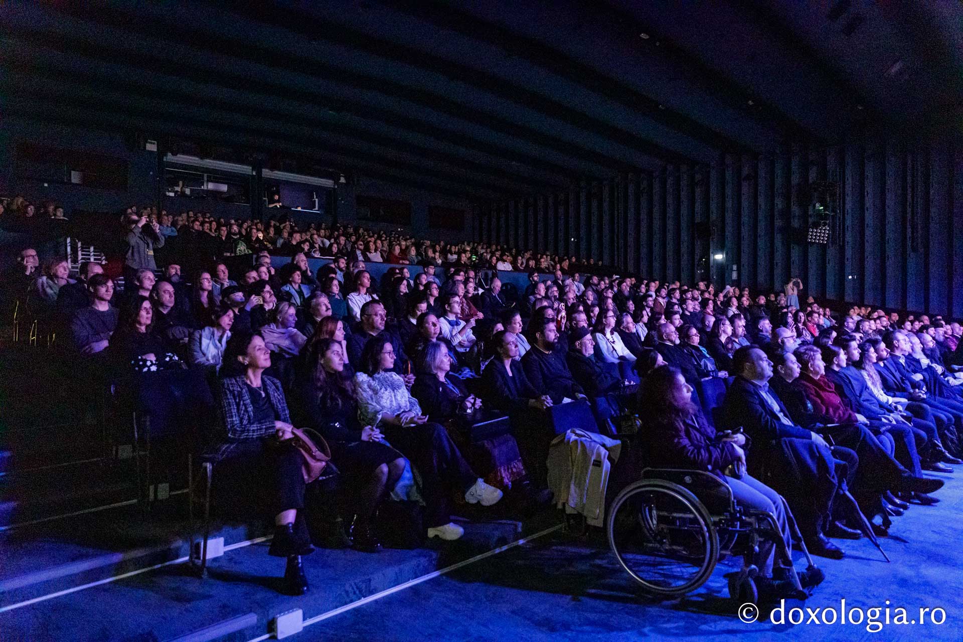 Concertul vocal-simfonic și animație în nisip – „Poveste despre noi”