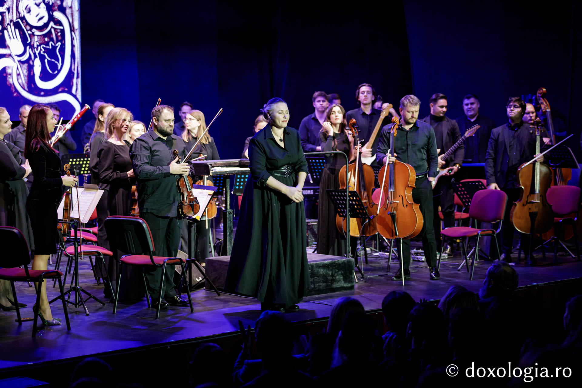 Concertul vocal-simfonic și animație în nisip – „Poveste despre noi”