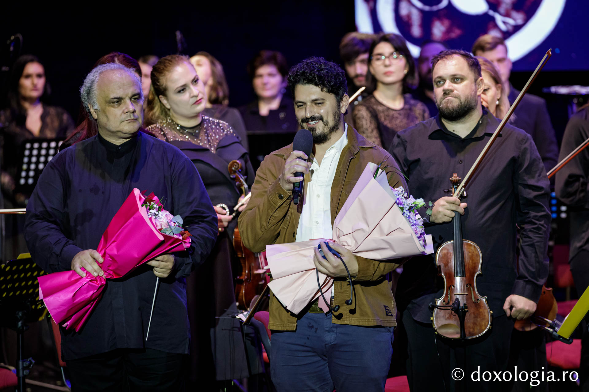 Concertul vocal-simfonic și animație în nisip – „Poveste despre noi”