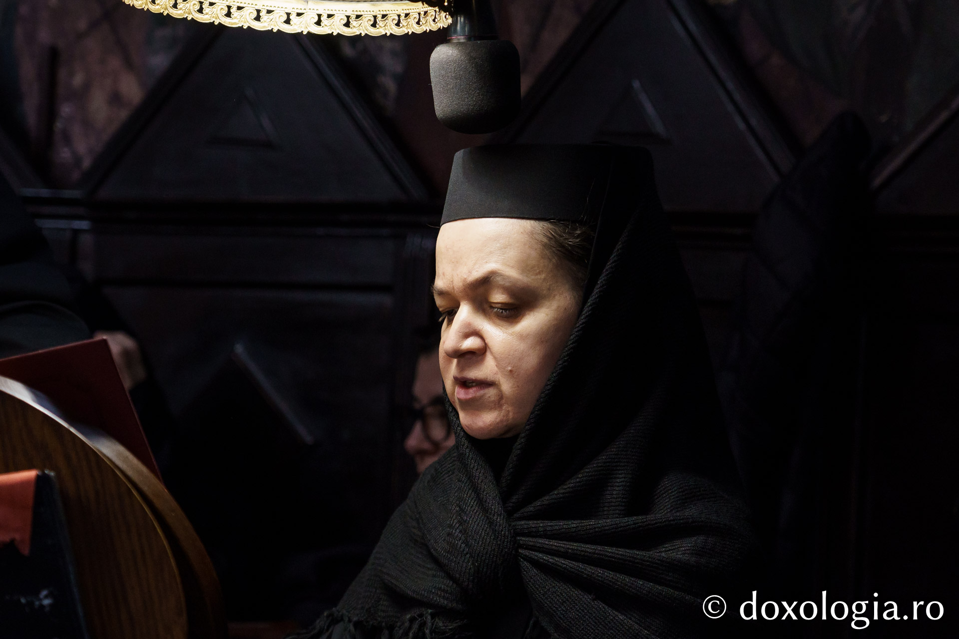 IPS Teofan, la hramul Mănăstirii Frumoasa: „ Sinții Arhangheli sunt vestitori și luptători ai mântuirii”