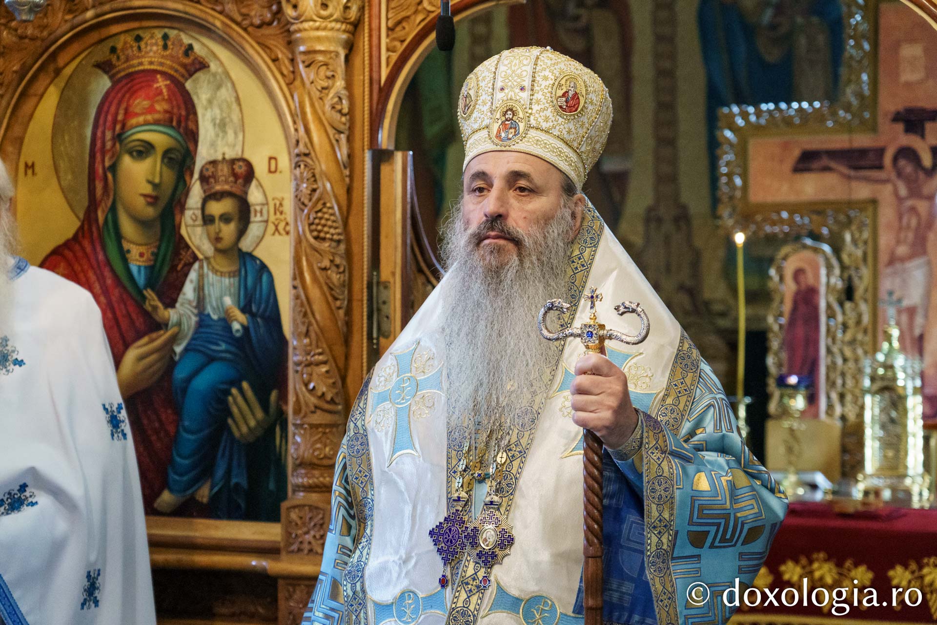 Rugăciune și binecuvântare arhierească la hramul Mănăstirii Peștera