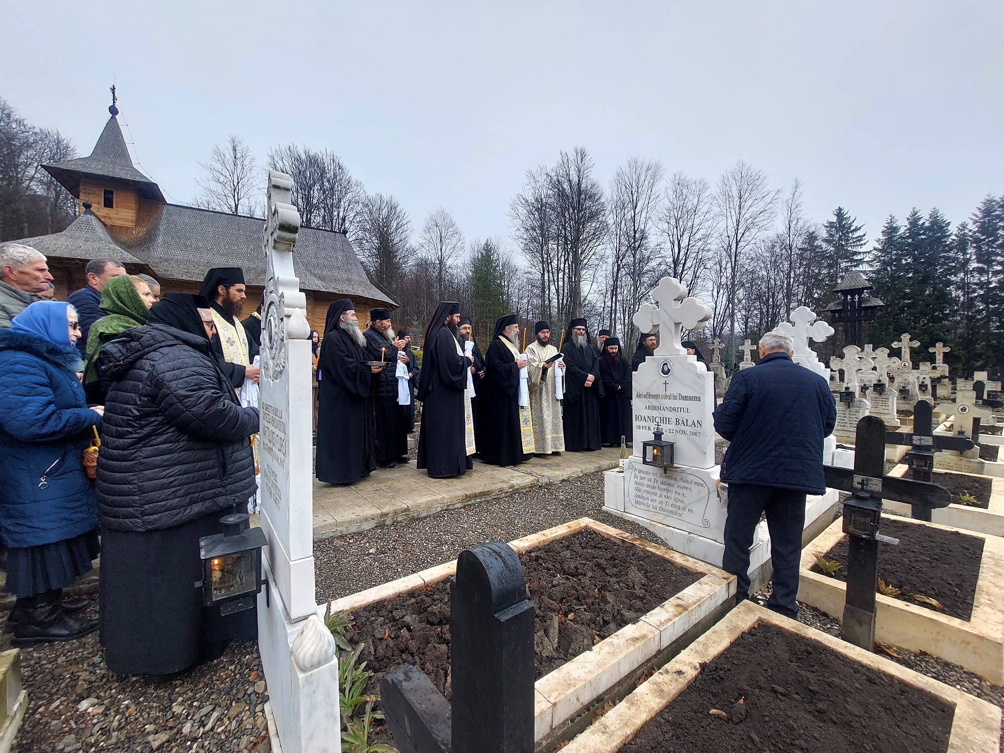 Rugăciune și recunoștință pentru duhovnicii Mănăstirii Sihăstria