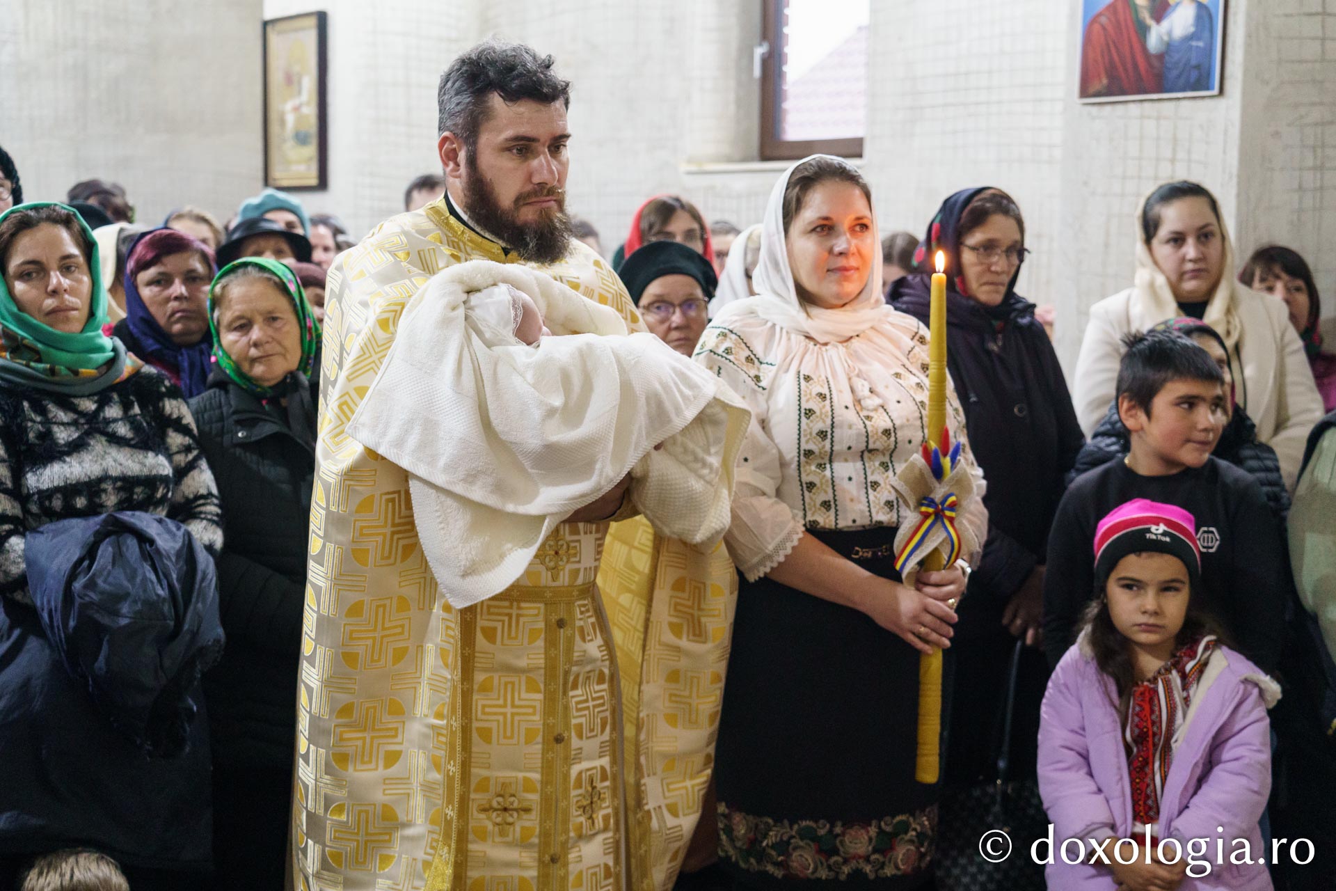 Liturghie baptismală și hirotonie întru diacon la Parohia Tudor Vladimirescu – Albești