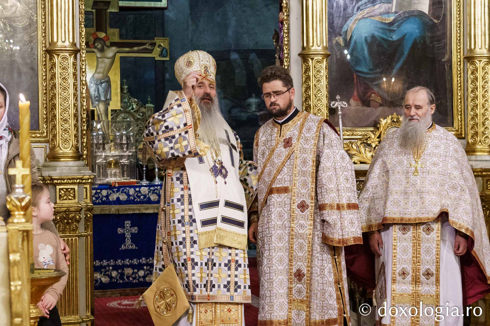 IPS Teofan a slujit Sfânta Liturghie la Catedrala Mitropolitană din Iași, de sărbătoarea Sfântului Apostol Andrei