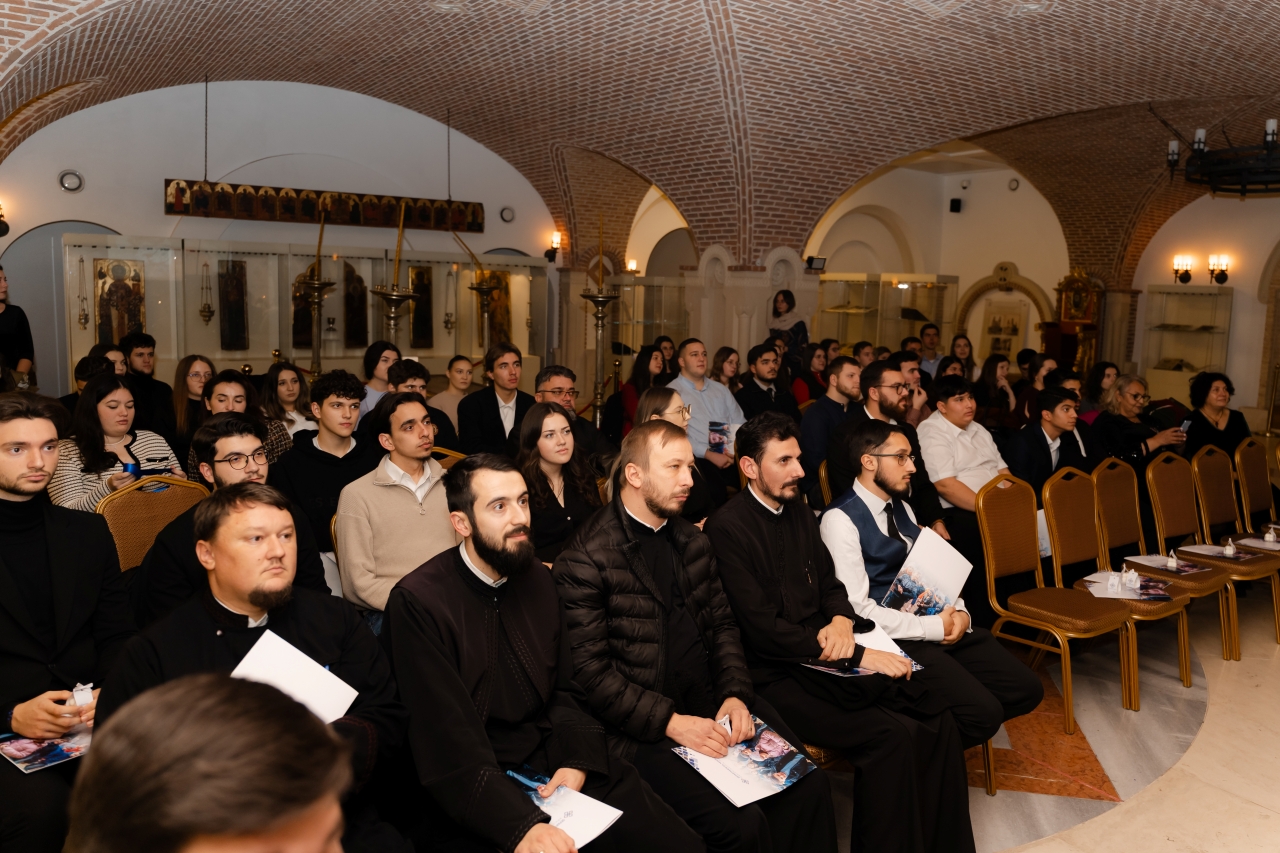 Voluntarii Departamentului Minorități au fost premiați