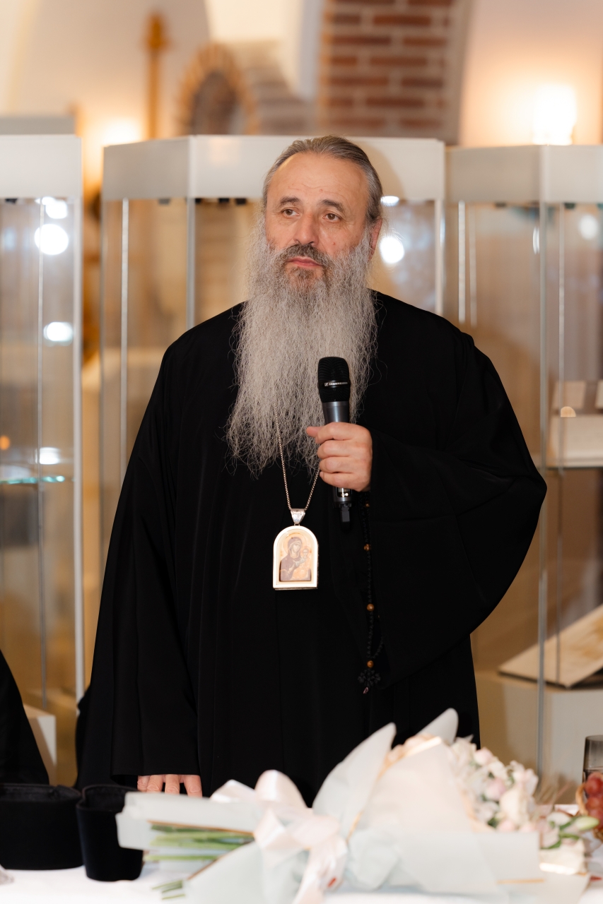 Voluntarii Departamentului Minorități au fost premiați