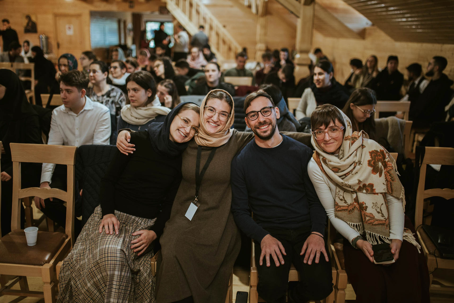 Ardealul și Moldova, unite prin cântul bizantin la Mănăstirea Oașa – Masterclass de Muzică Psaltică, ediția a III-a