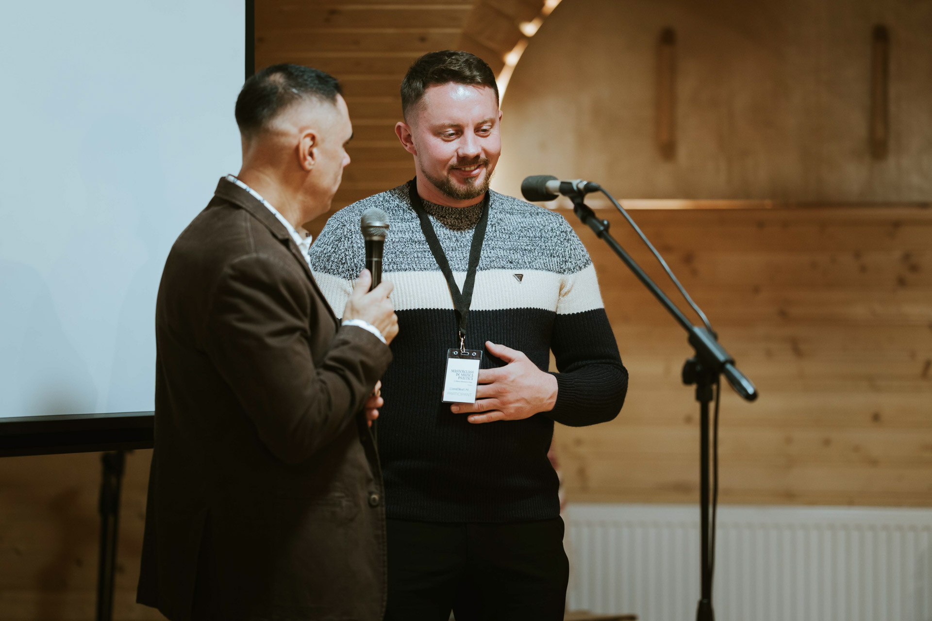 Ardealul și Moldova, unite prin cântul bizantin la Mănăstirea Oașa – Masterclass de Muzică Psaltică, ediția a III-a